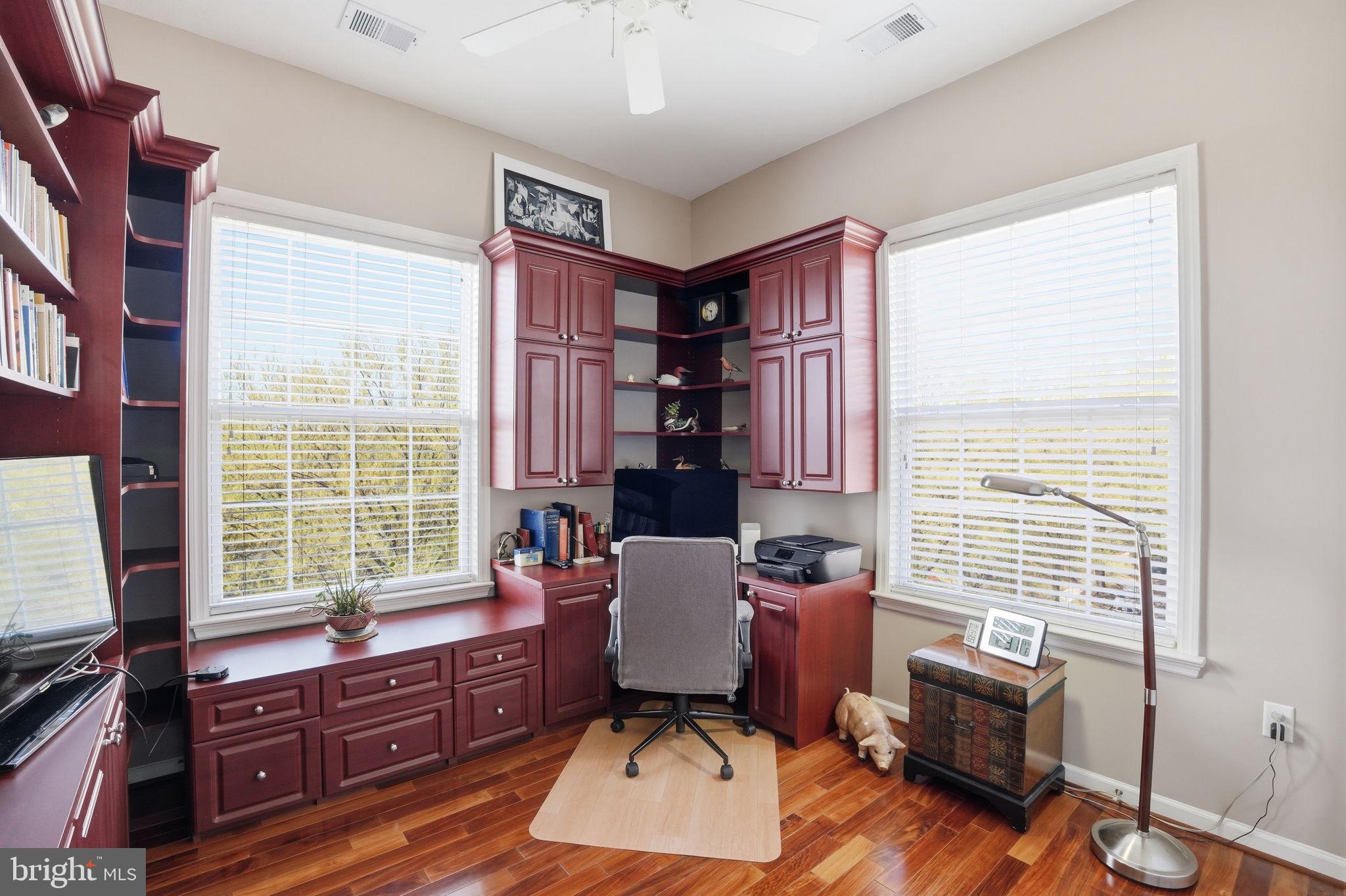 THE KENTLANDS - Residential