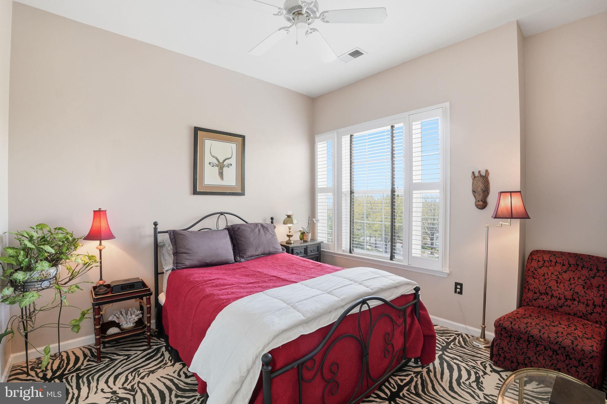 THE KENTLANDS - Residential