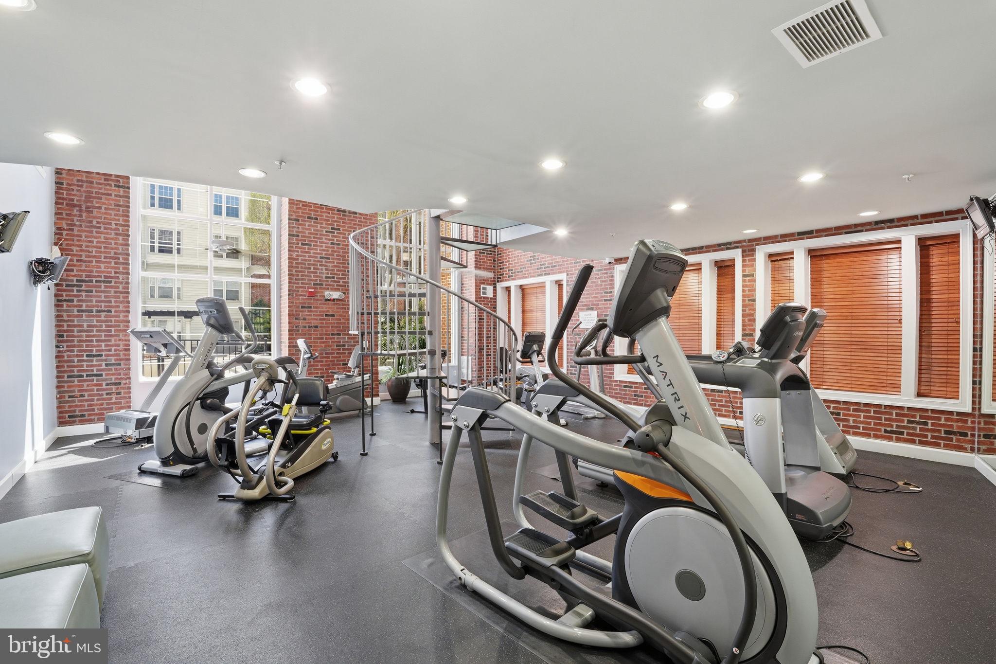 THE KENTLANDS - Residential