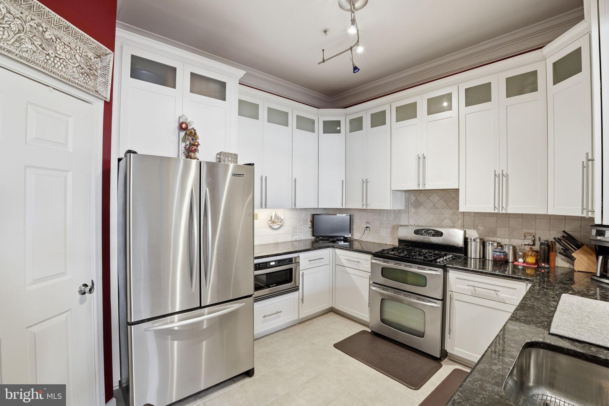 THE KENTLANDS - Residential