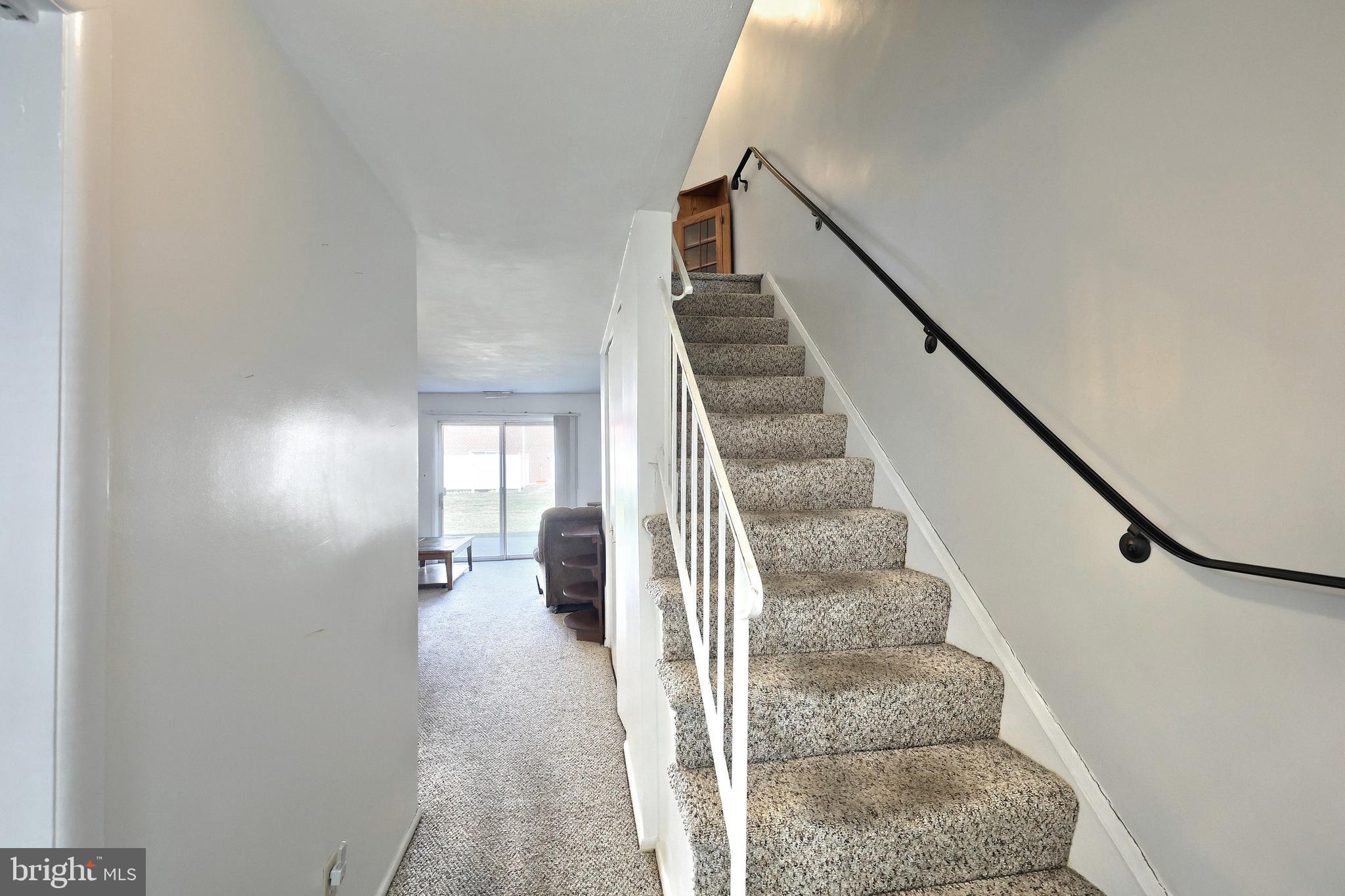 COLONY PARK CONDOS - Residential