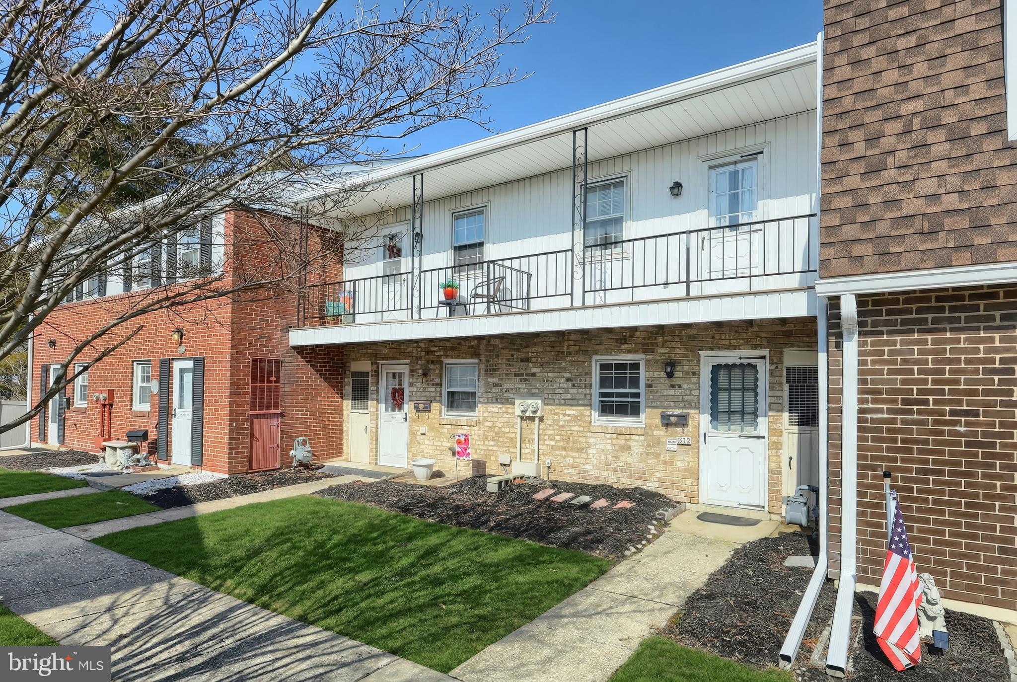 COLONY PARK CONDOS - Residential