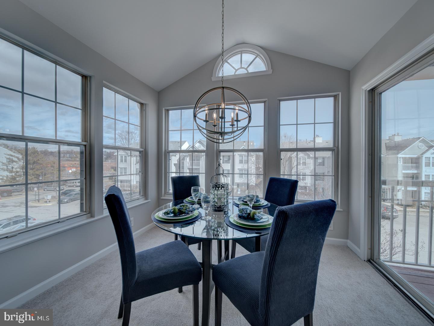 SOUTH MEADOWS - Residential