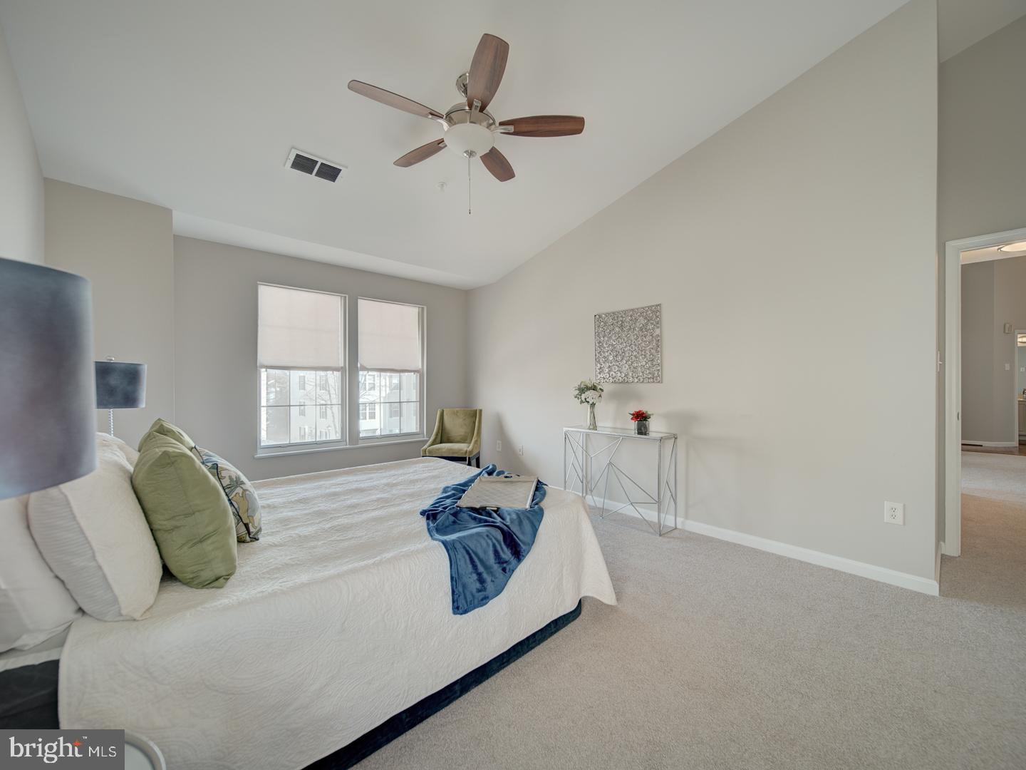 SOUTH MEADOWS - Residential