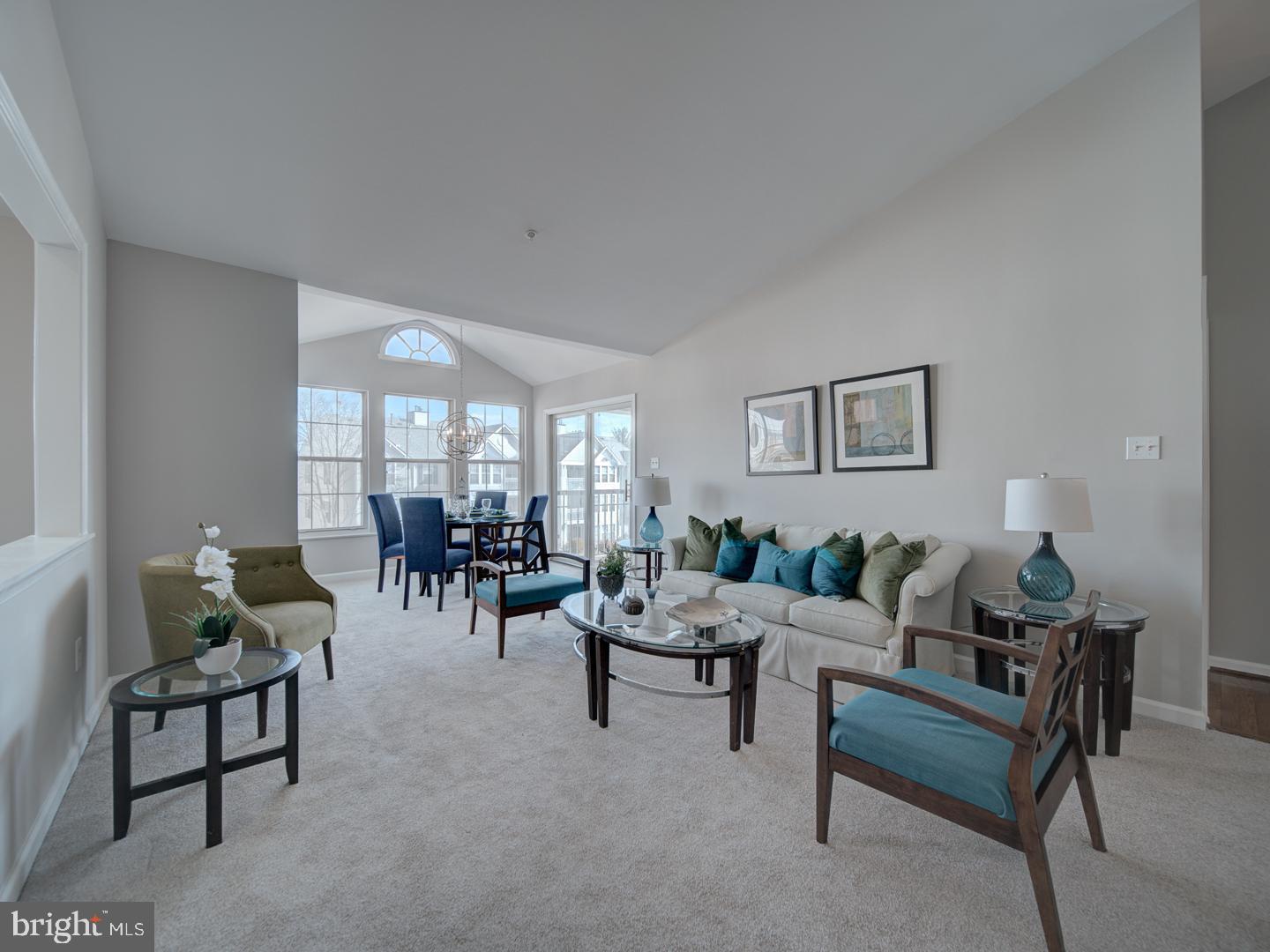 SOUTH MEADOWS - Residential