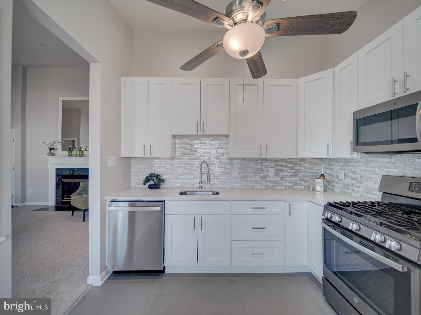 SOUTH MEADOWS - Residential