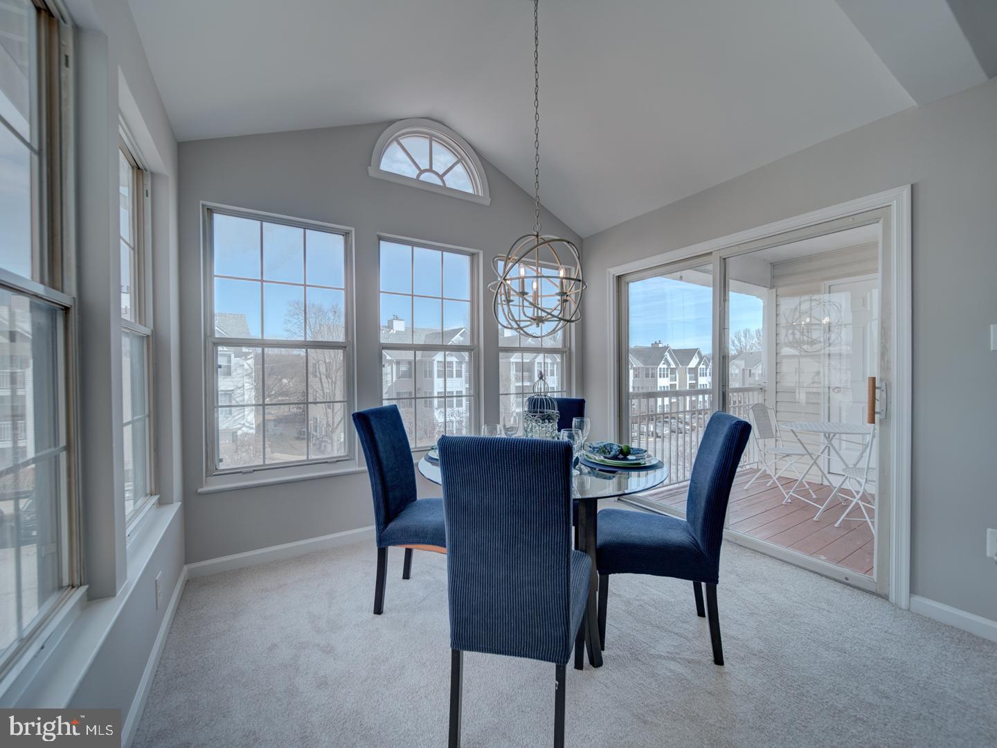 SOUTH MEADOWS - Residential