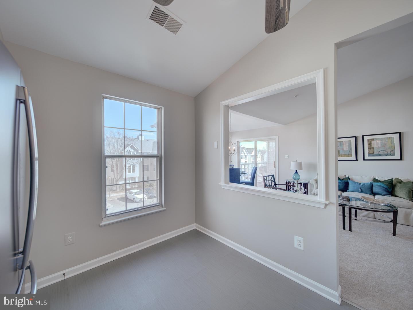 SOUTH MEADOWS - Residential