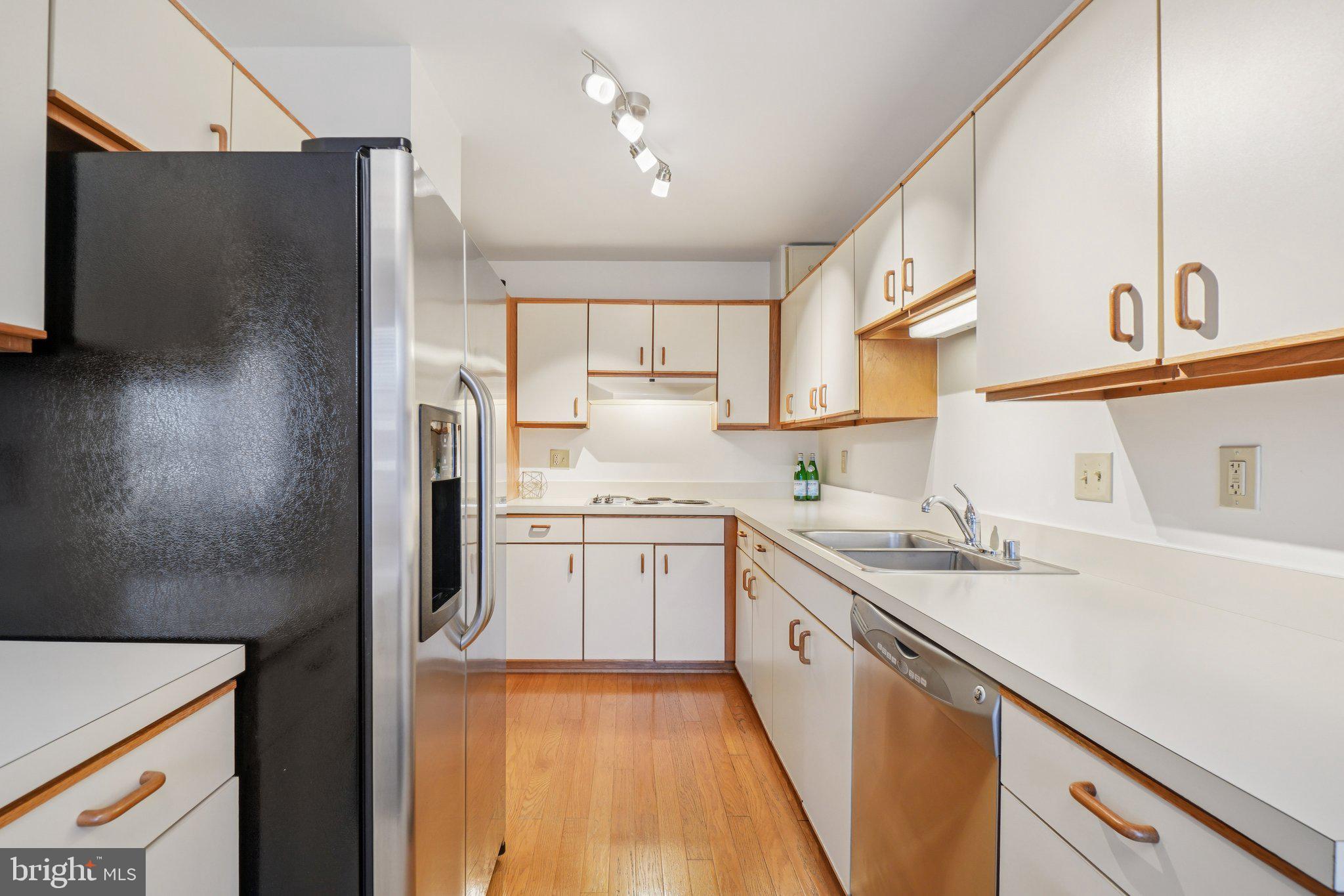 BELVEDERE CONDOMINIUM - Residential