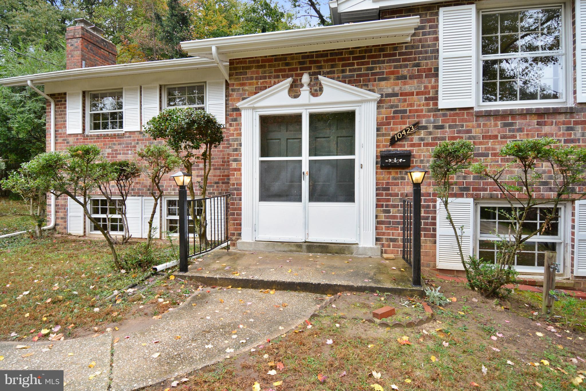 CREST PARK - Residential Lease