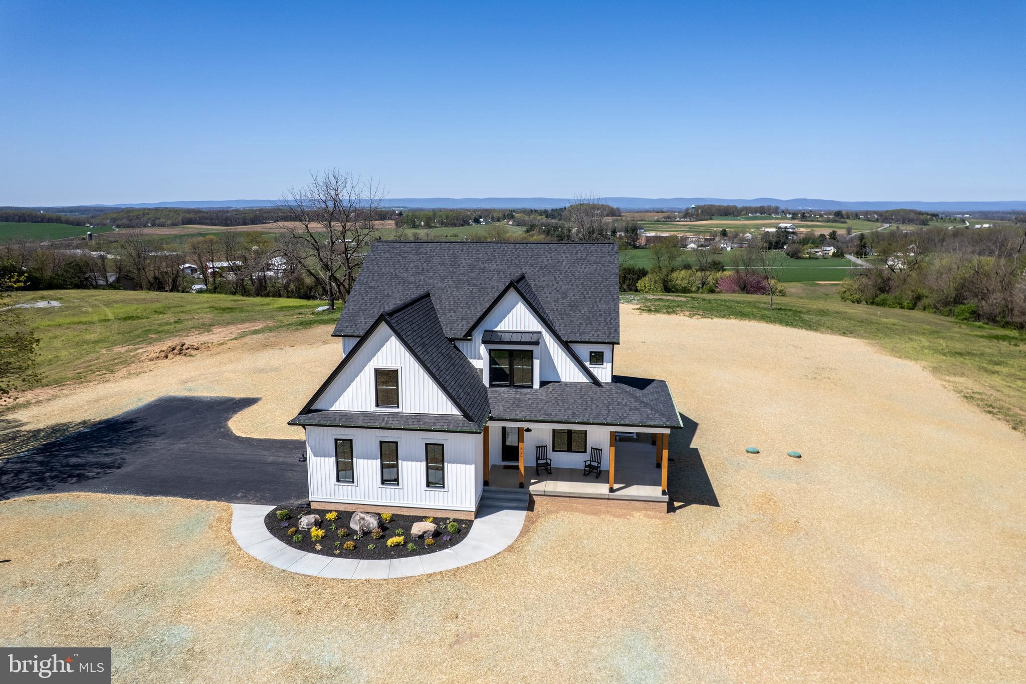 530 CLEAR RIDGE
