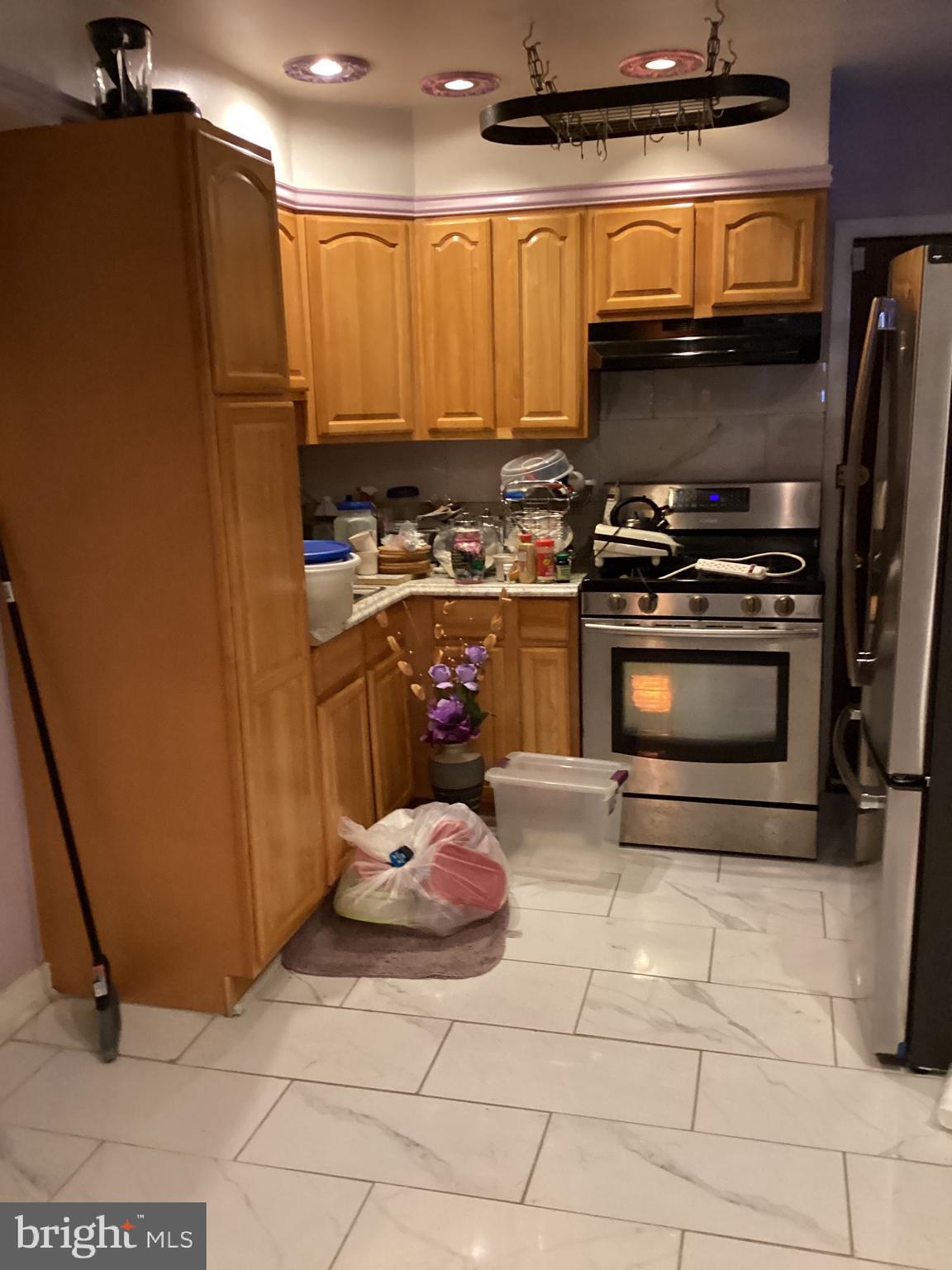 STRAWBERRY MANSION - Residential