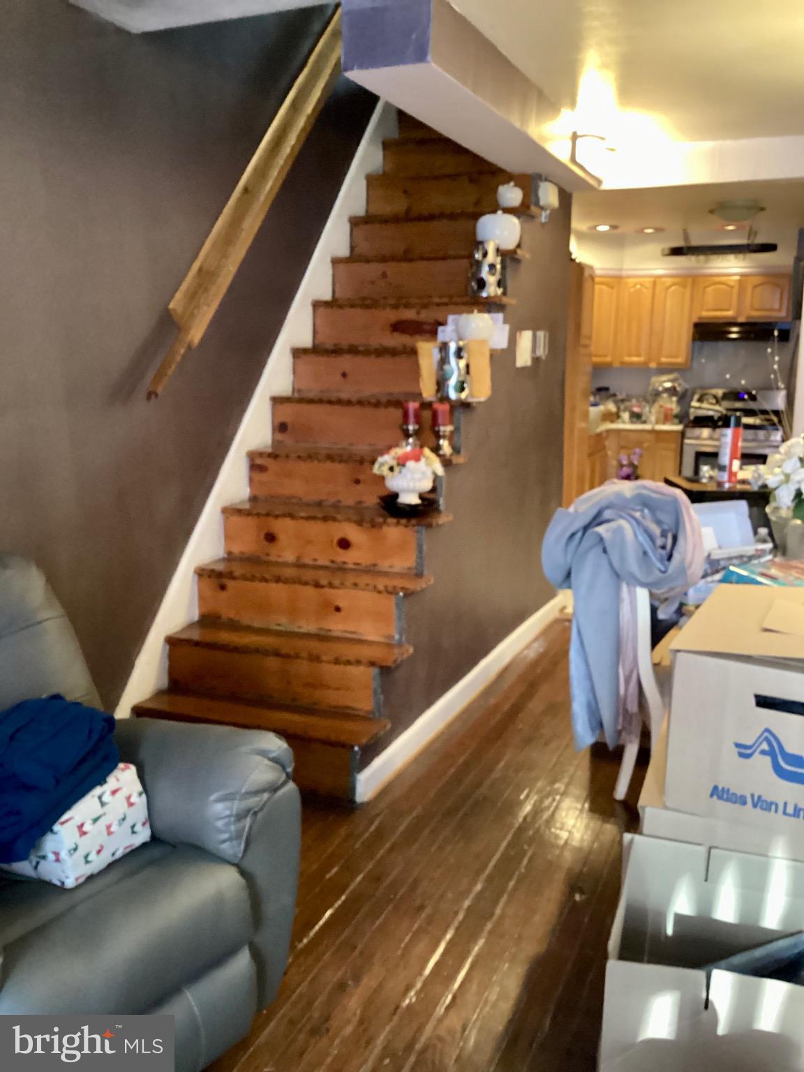 STRAWBERRY MANSION - Residential