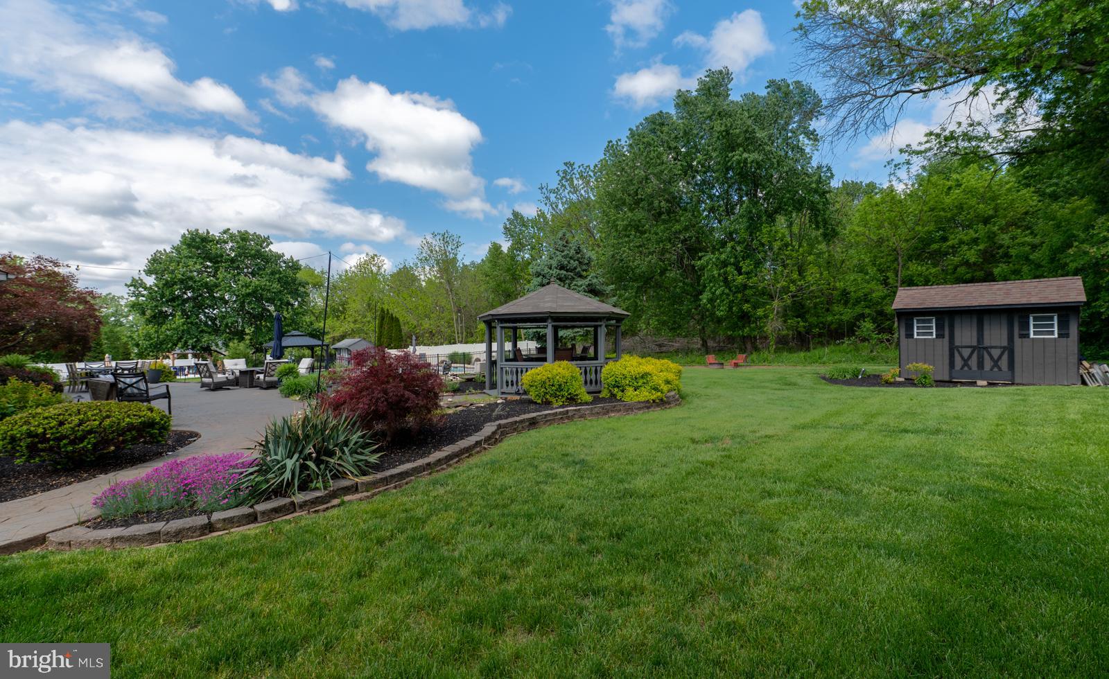 GREENTREES - Residential