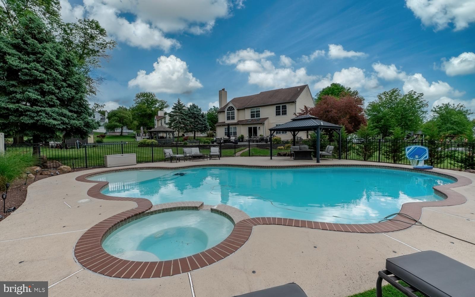 GREENTREES - Residential