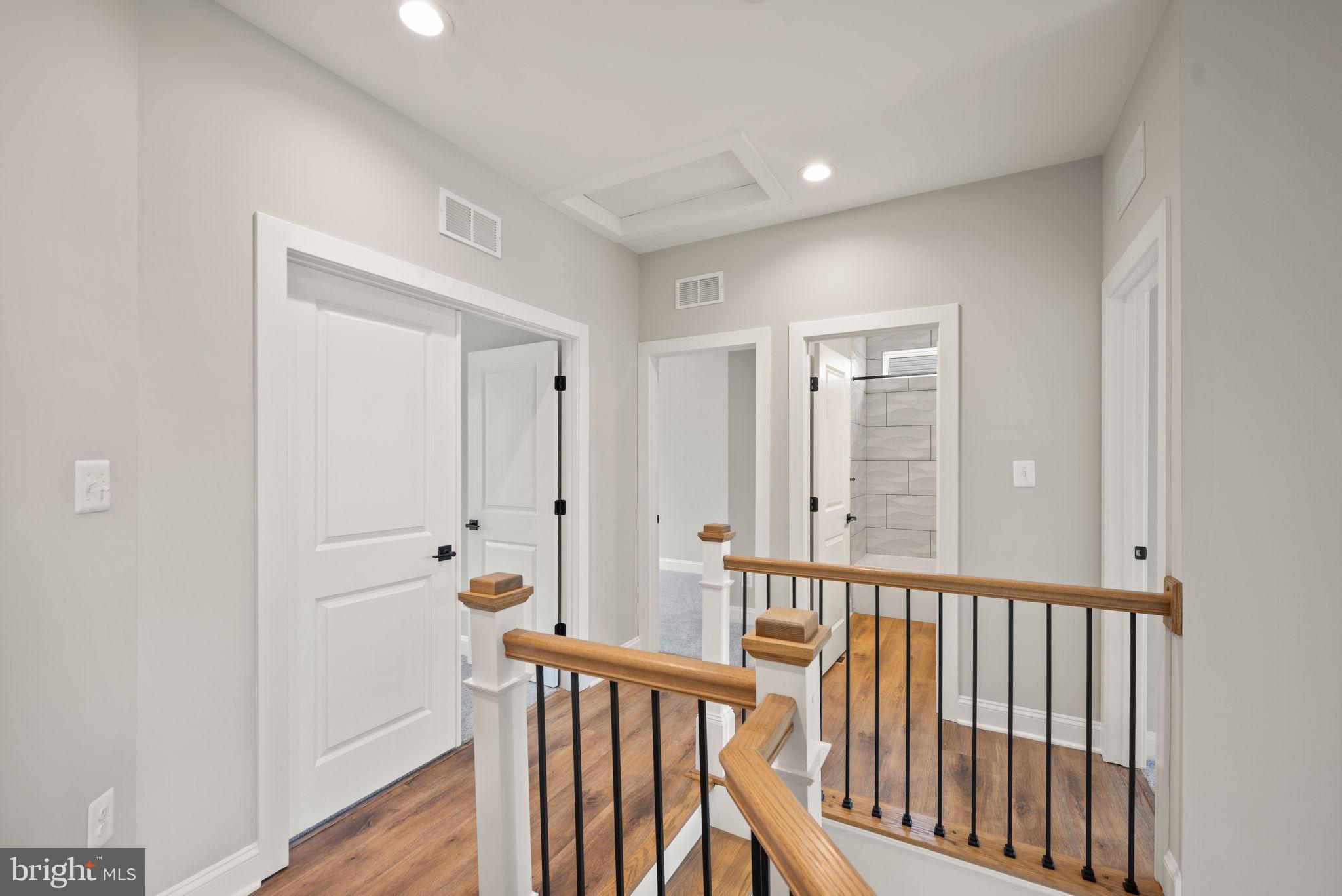 CARNEY GROVE - Residential