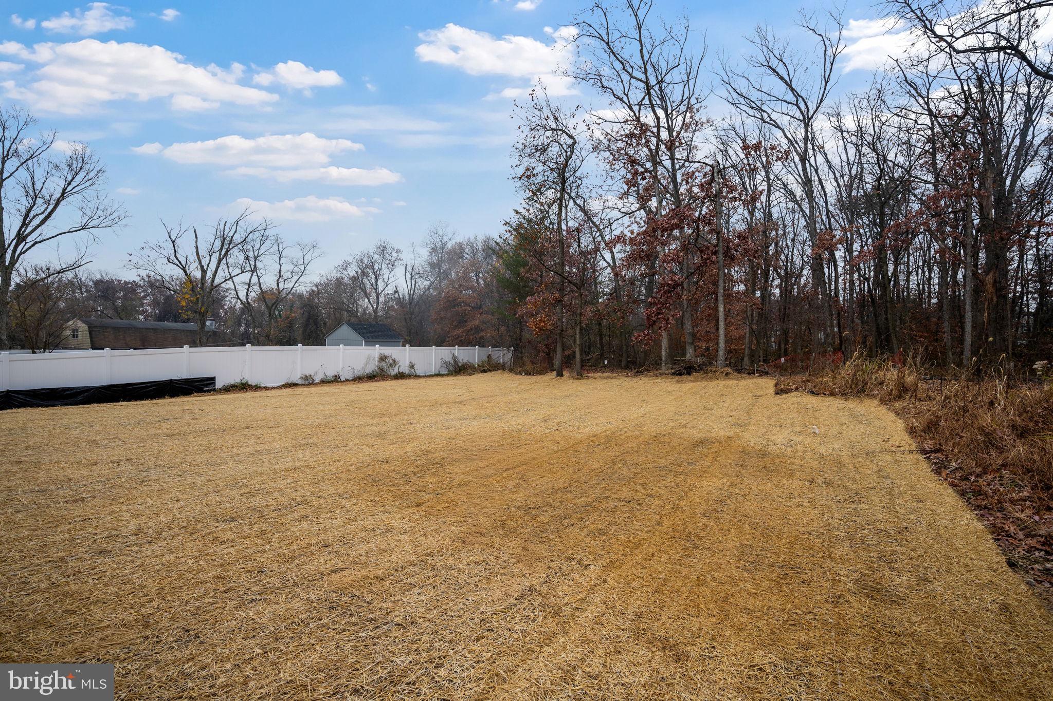 CARNEY GROVE - Residential