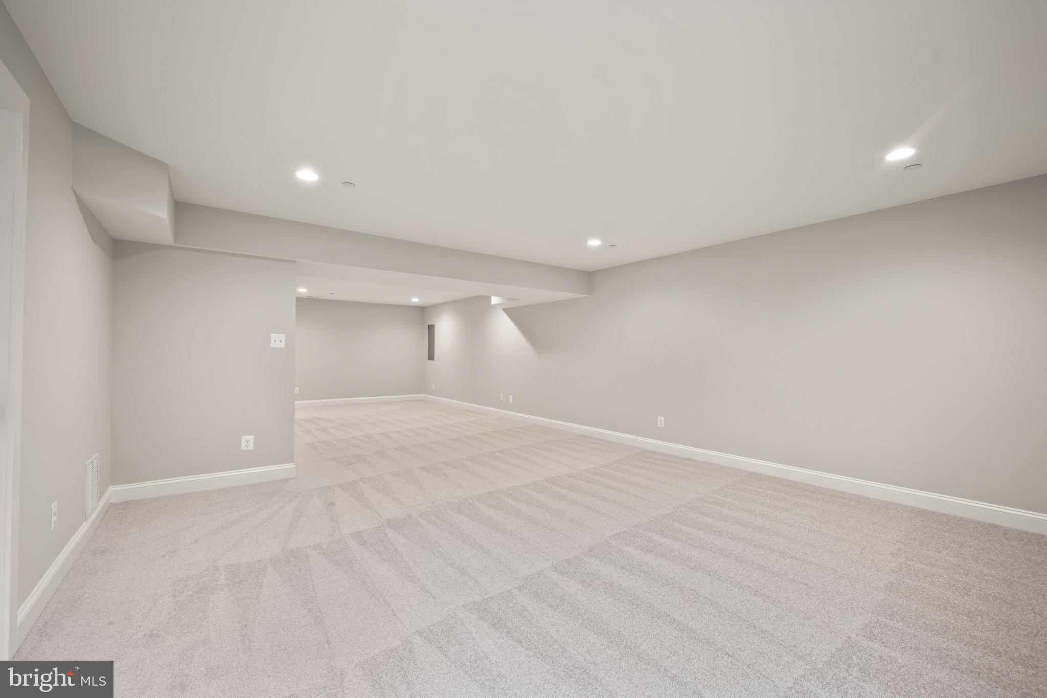 CARNEY GROVE - Residential