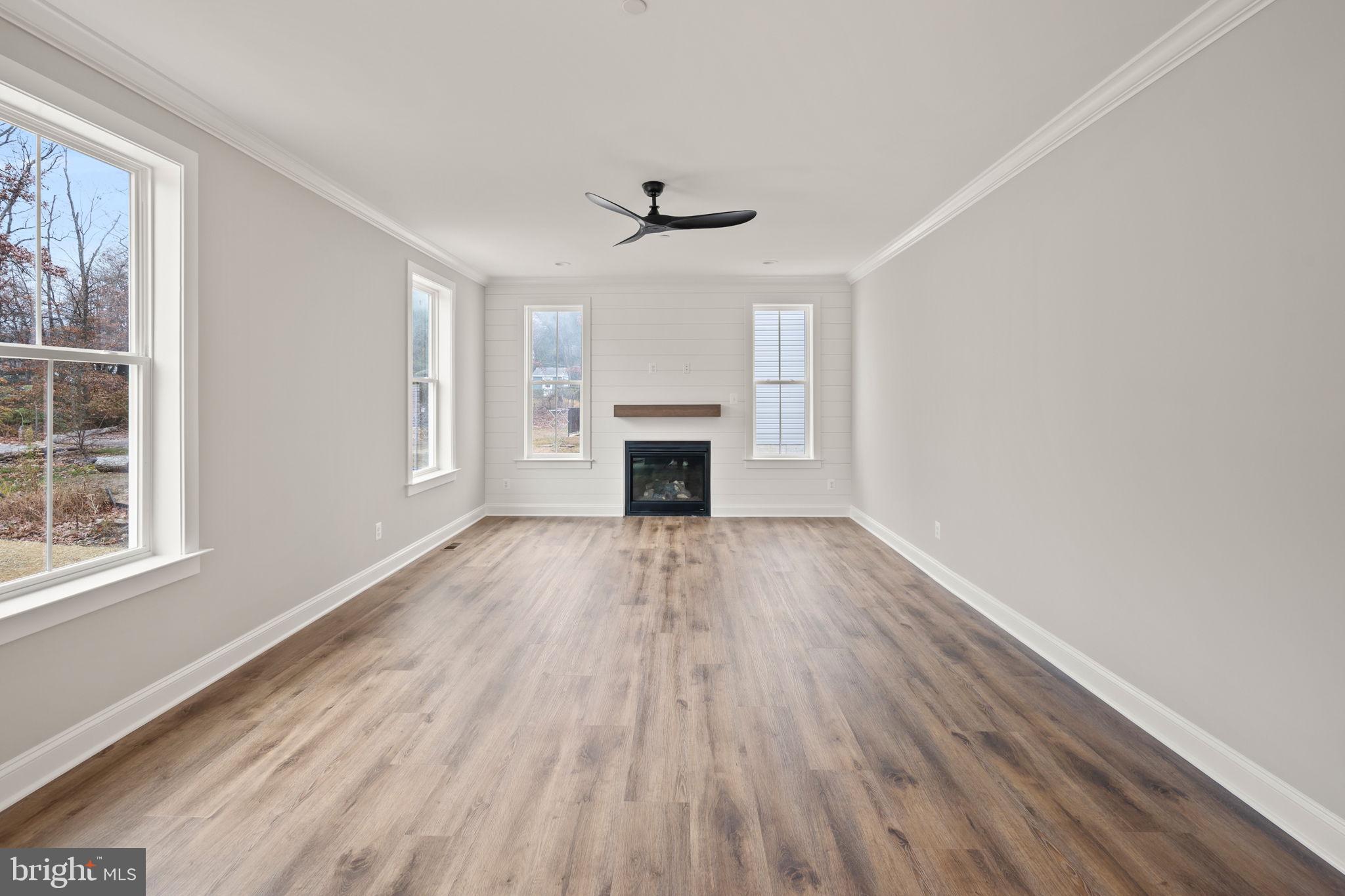 CARNEY GROVE - Residential