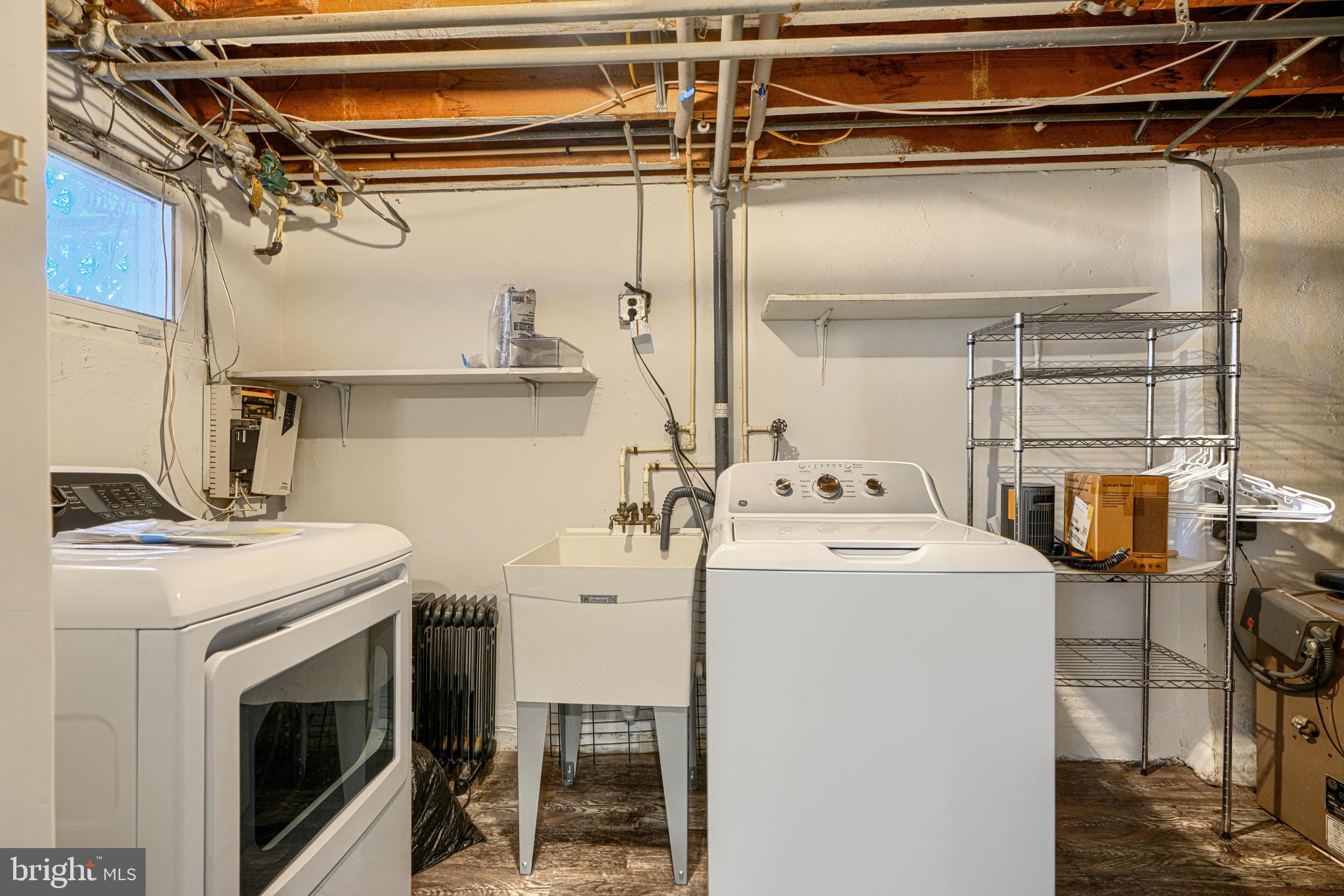 AIGBURTH - Residential