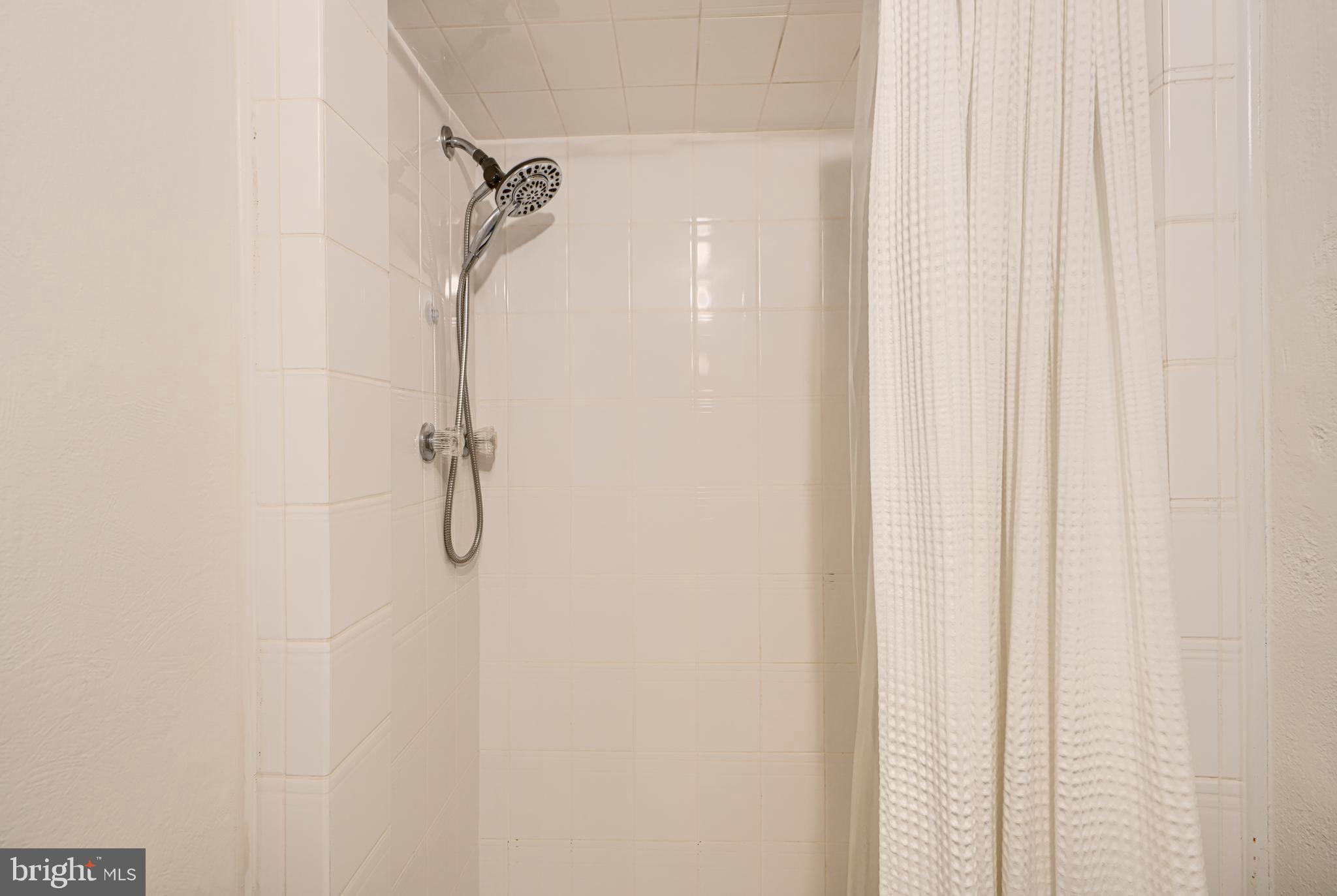 AIGBURTH - Residential