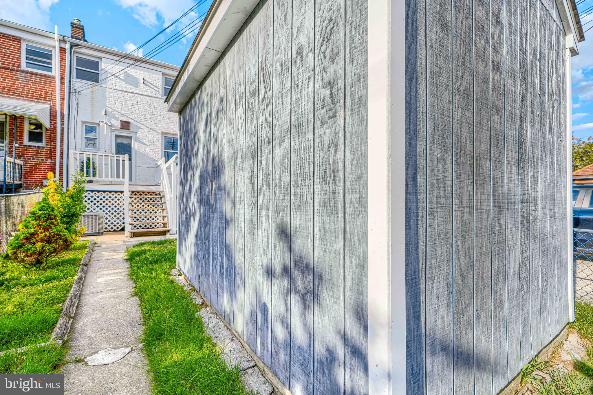 AIGBURTH - Residential