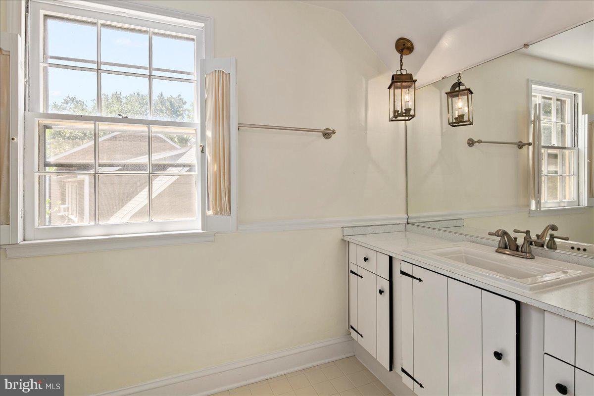 STRATFORD LANDING - Residential