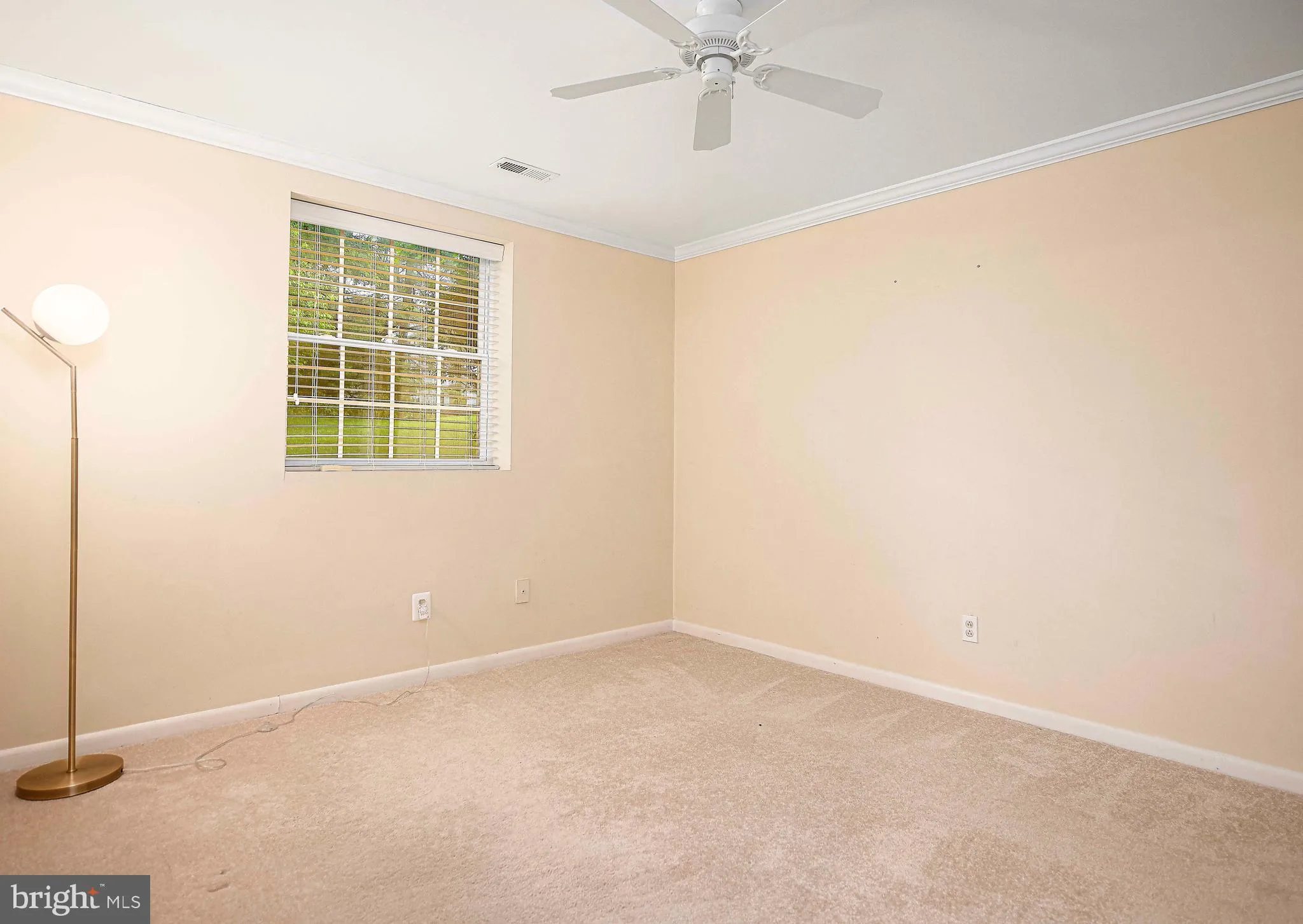Lutherville Timonium, Maryland 21093, United States, 2 Bedrooms Bedrooms, ,2 BathroomsBathrooms,Residential,Active,134740