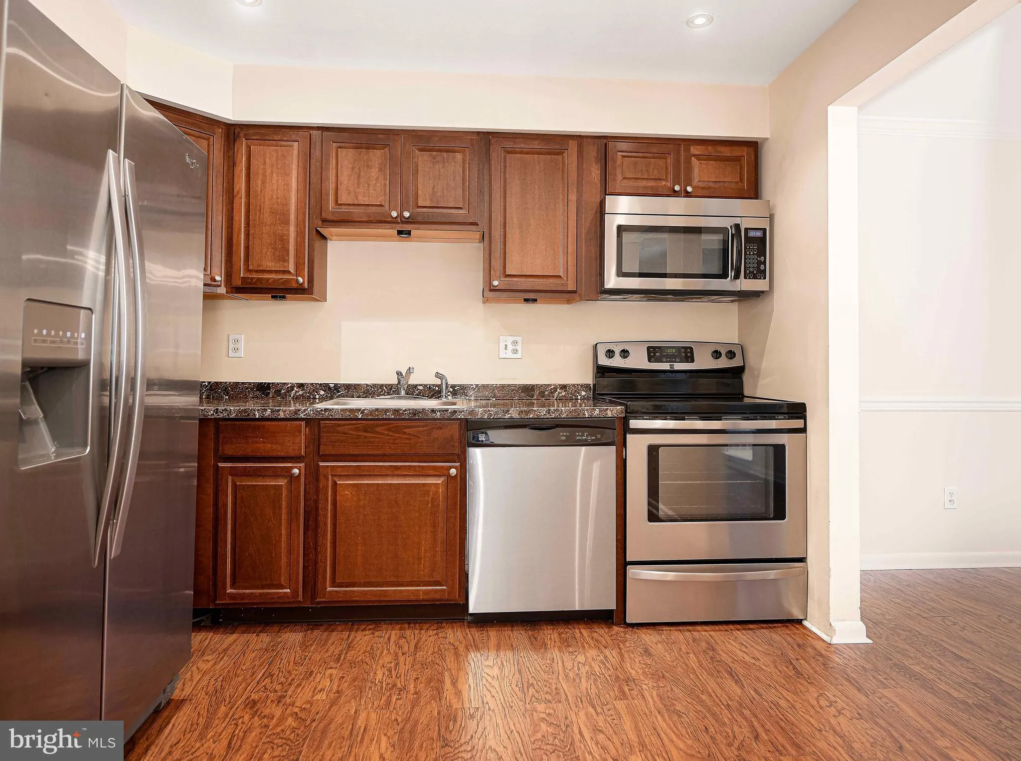 Lutherville Timonium, Maryland 21093, United States, 2 Bedrooms Bedrooms, ,2 BathroomsBathrooms,Residential,Active,134740