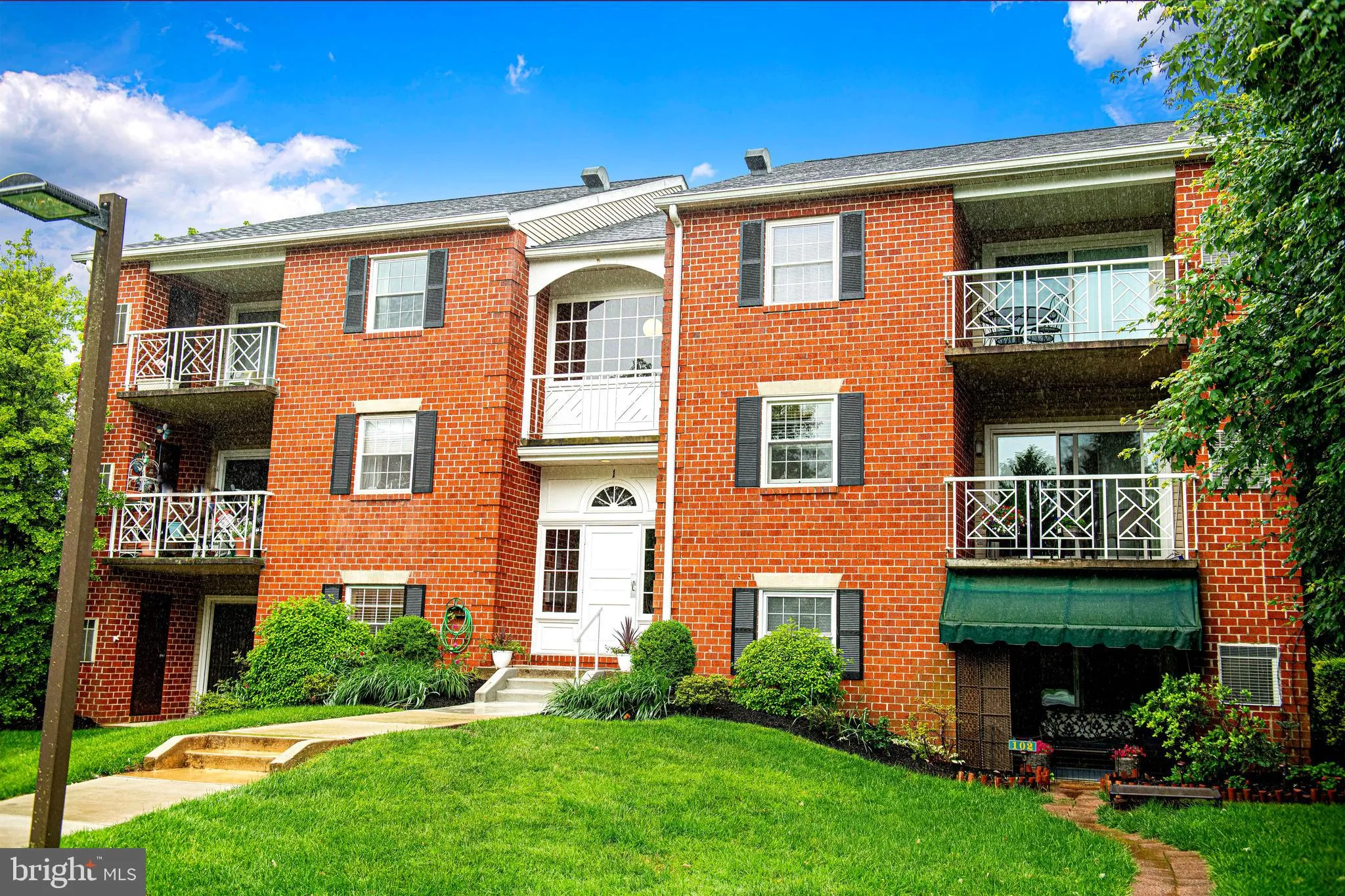 Lutherville Timonium, Maryland 21093, United States, 2 Bedrooms Bedrooms, ,2 BathroomsBathrooms,Residential,Active,134740