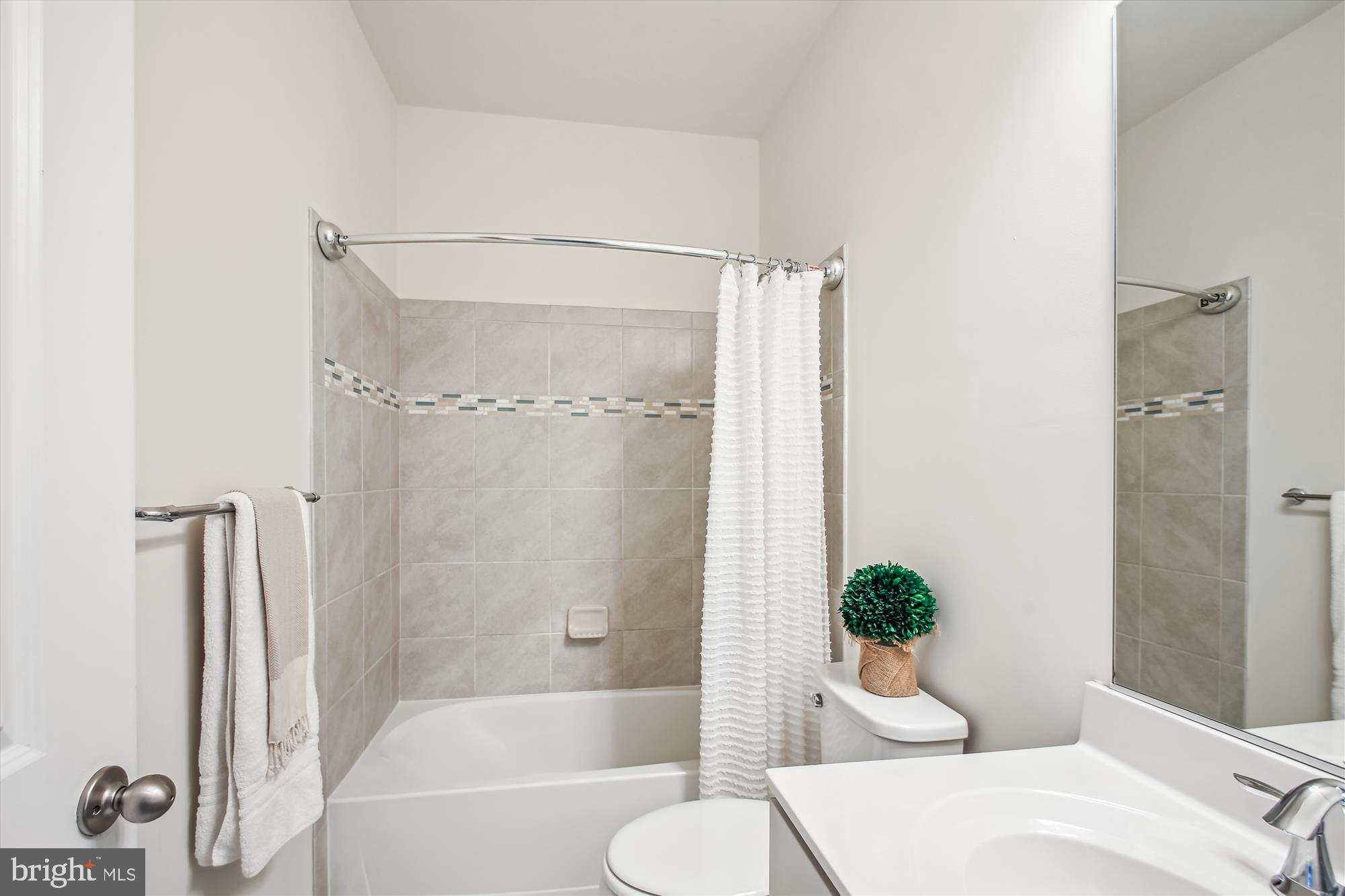 ENCLAVE AT WAUGH CHAPEL - Residential