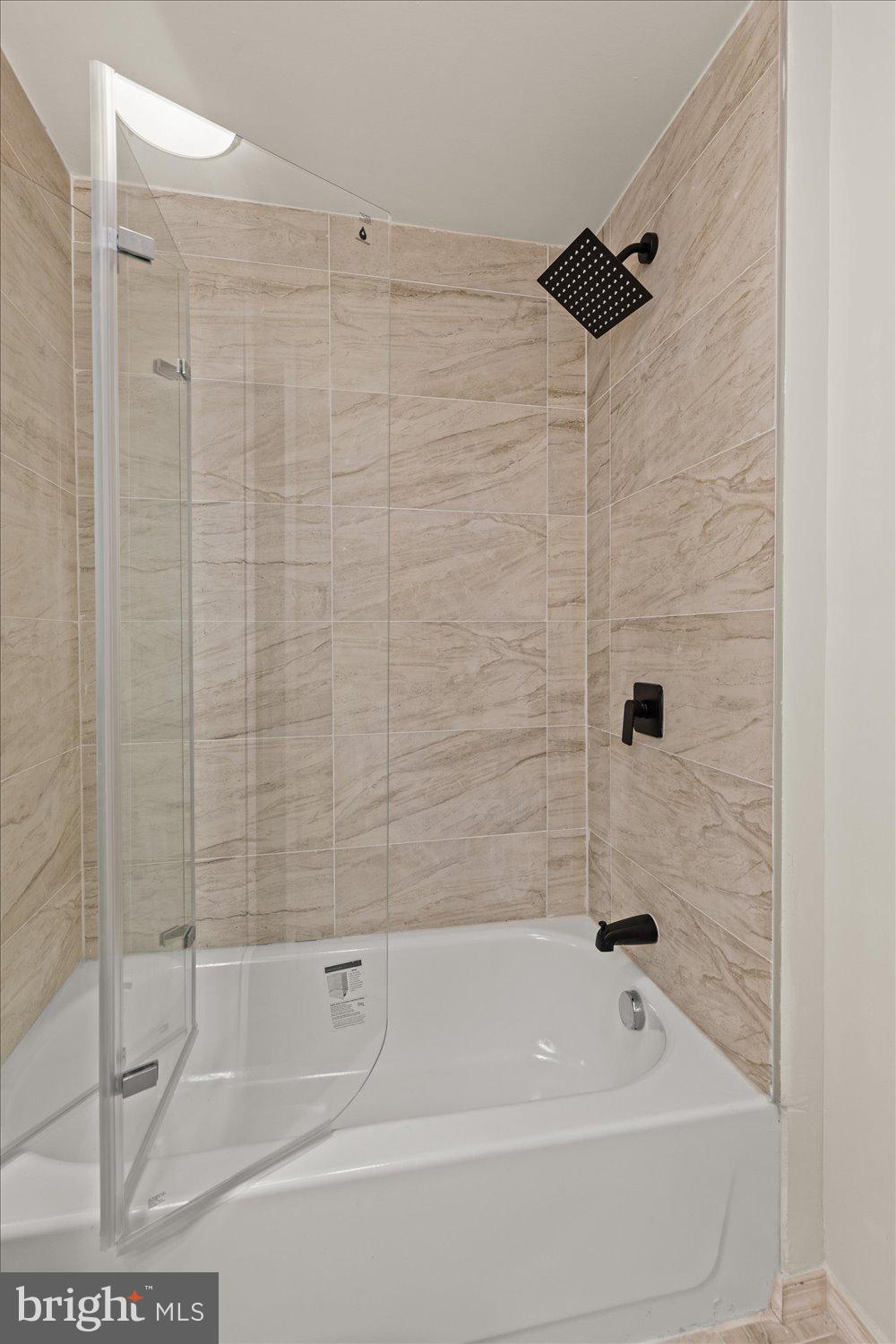 LANCASTER - Residential