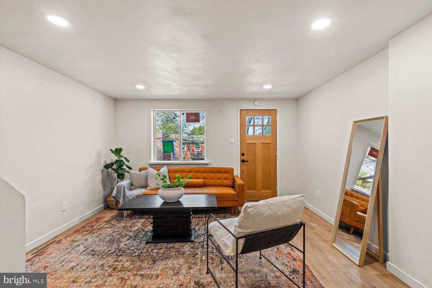 LANCASTER - Residential