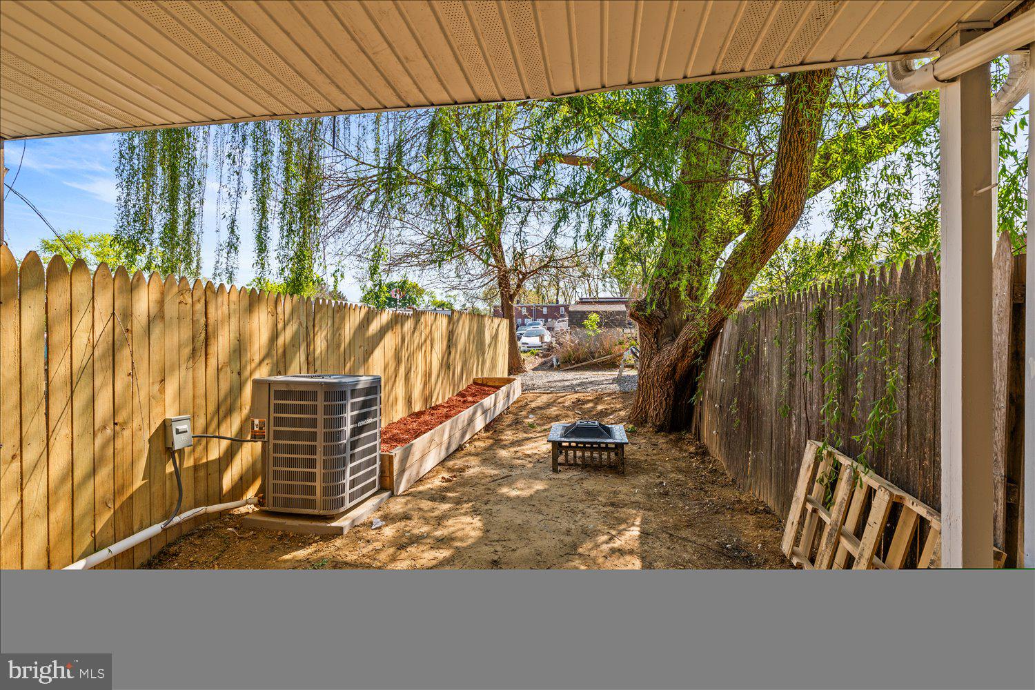 LANCASTER - Residential