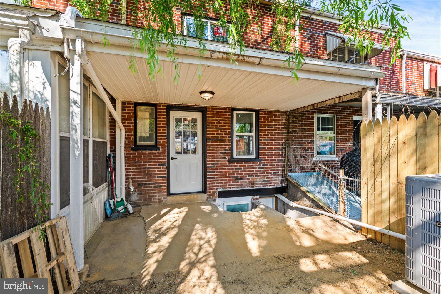 LANCASTER - Residential