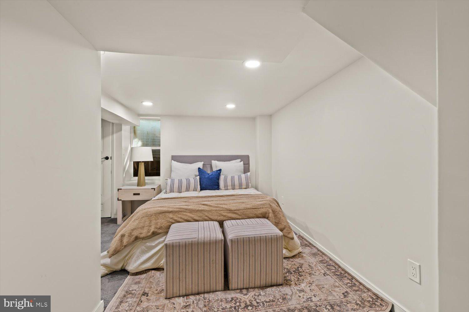 LANCASTER - Residential