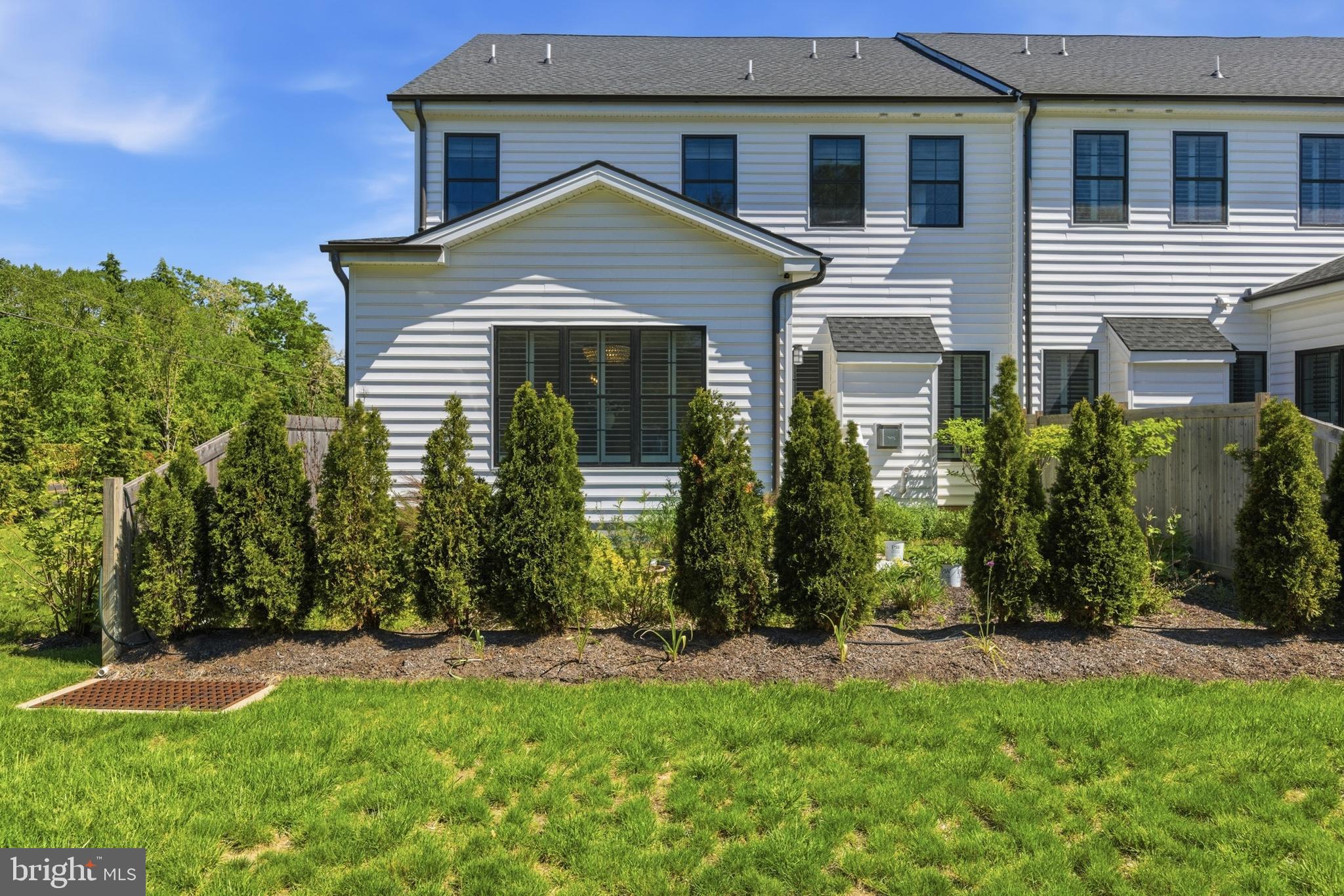 RESERVE AT MANOR LANE AND YARDLEY - Residential