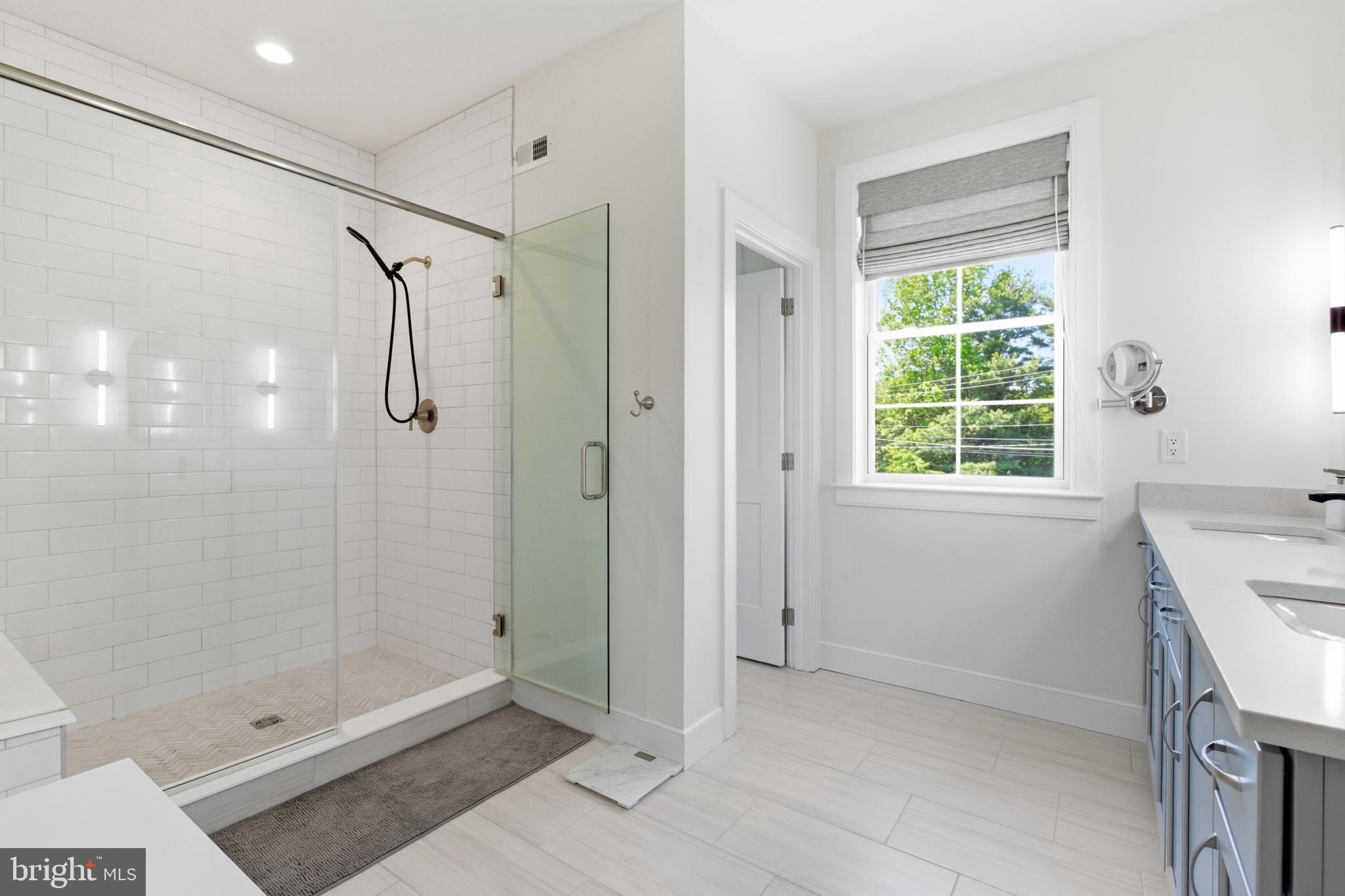 RESERVE AT MANOR LANE AND YARDLEY - Residential