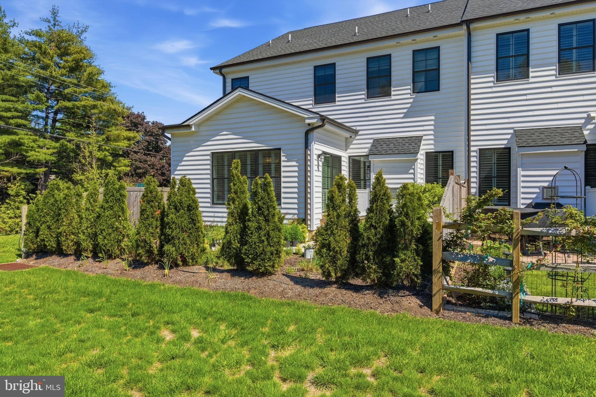 RESERVE AT MANOR LANE AND YARDLEY - Residential