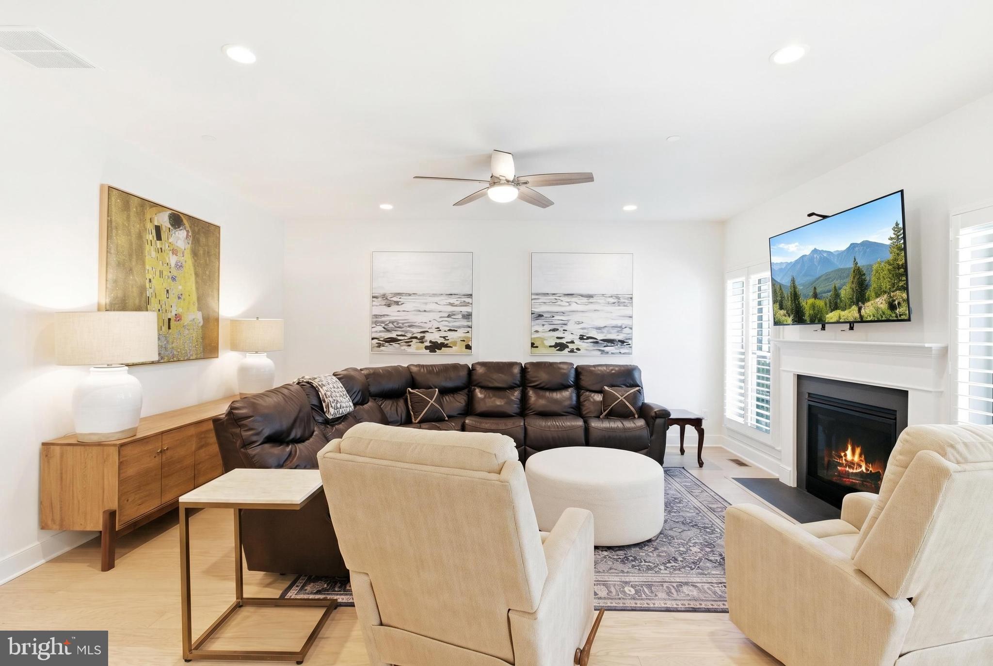 RESERVE AT MANOR LANE AND YARDLEY - Residential