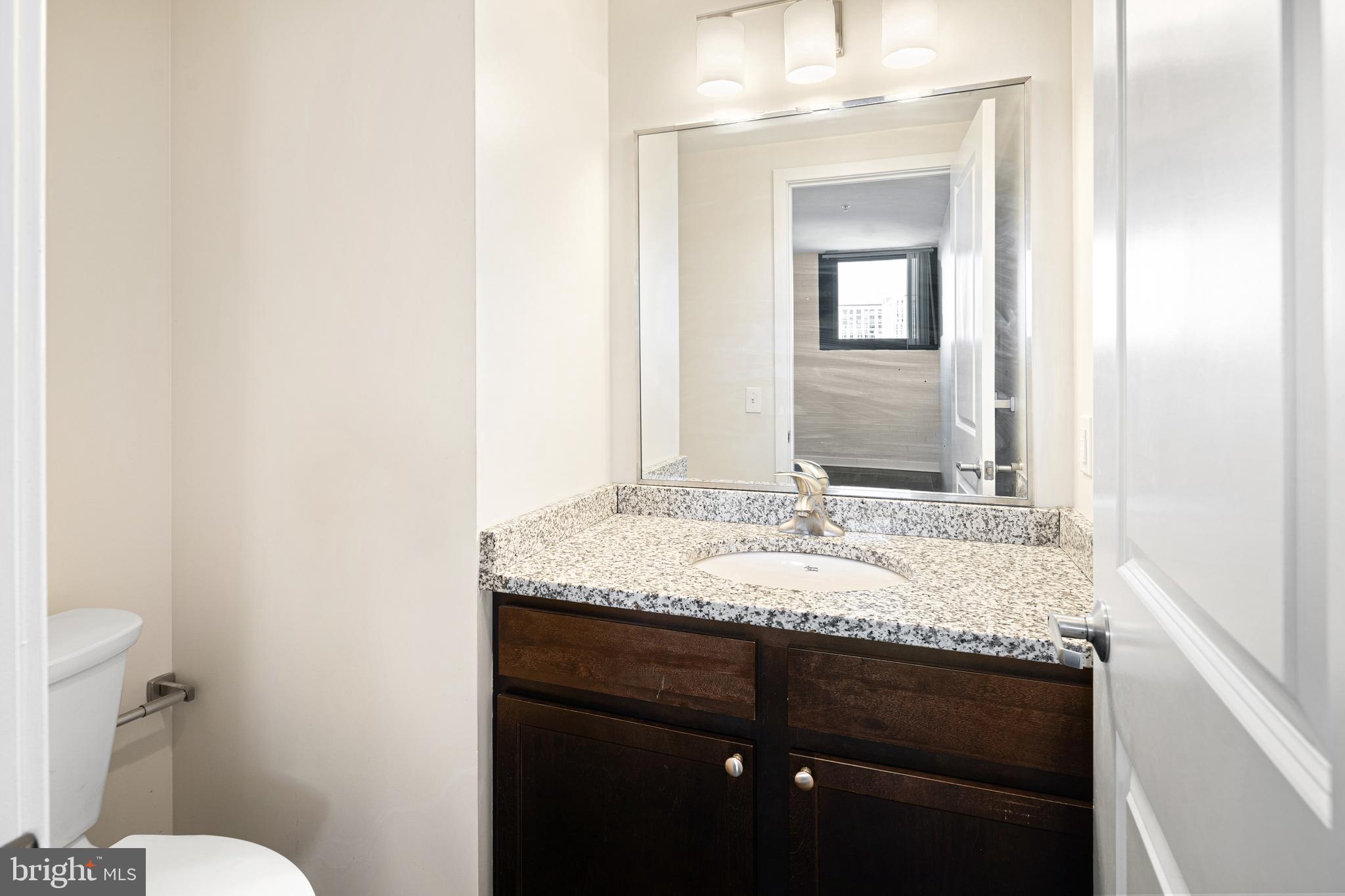 CENTER CITY - Residential Lease