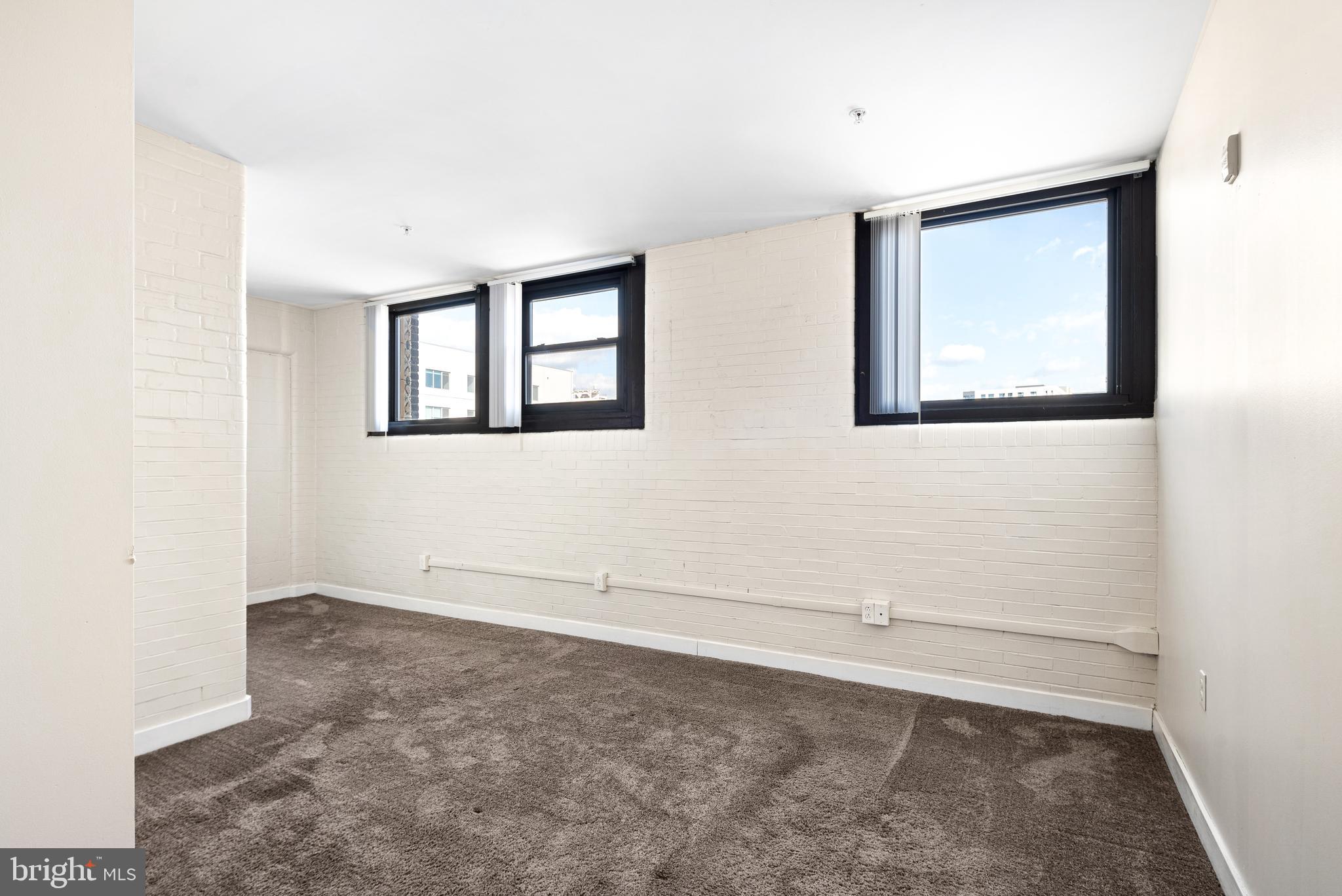 CENTER CITY - Residential Lease