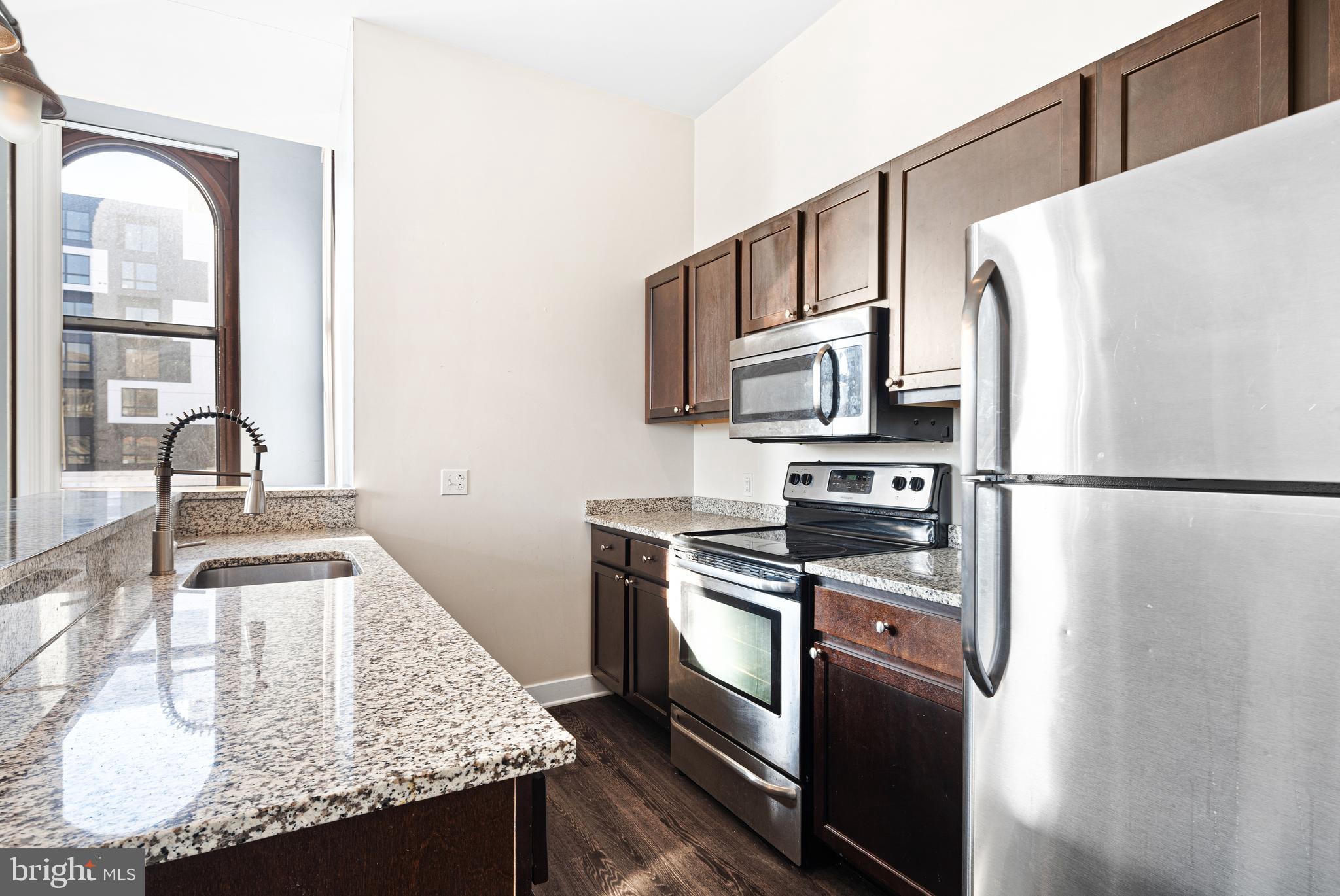 CENTER CITY - Residential Lease