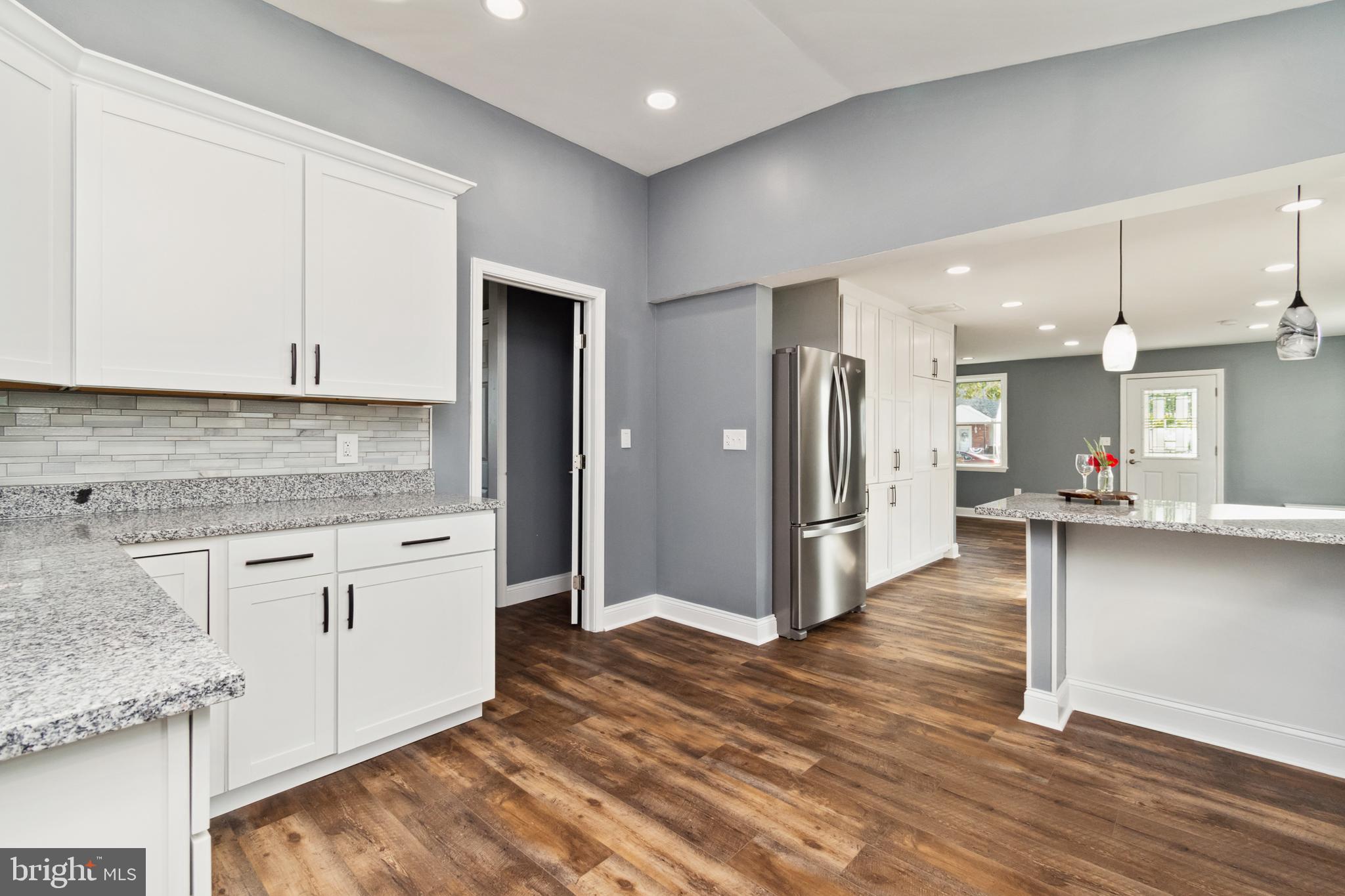 MURRAY POINT - Residential