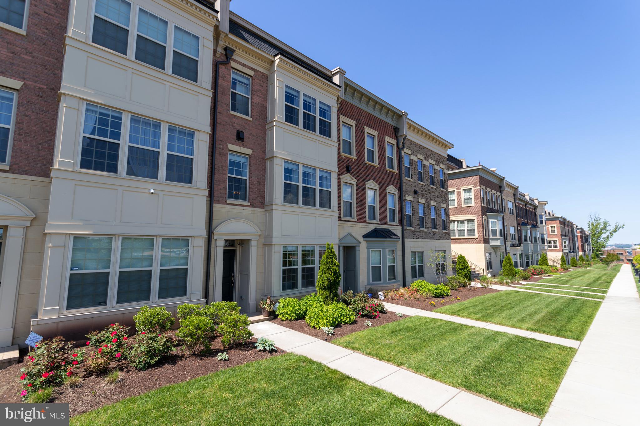 POTOMAC OVERLOOK AT NATIONAL HARBOR - Residential