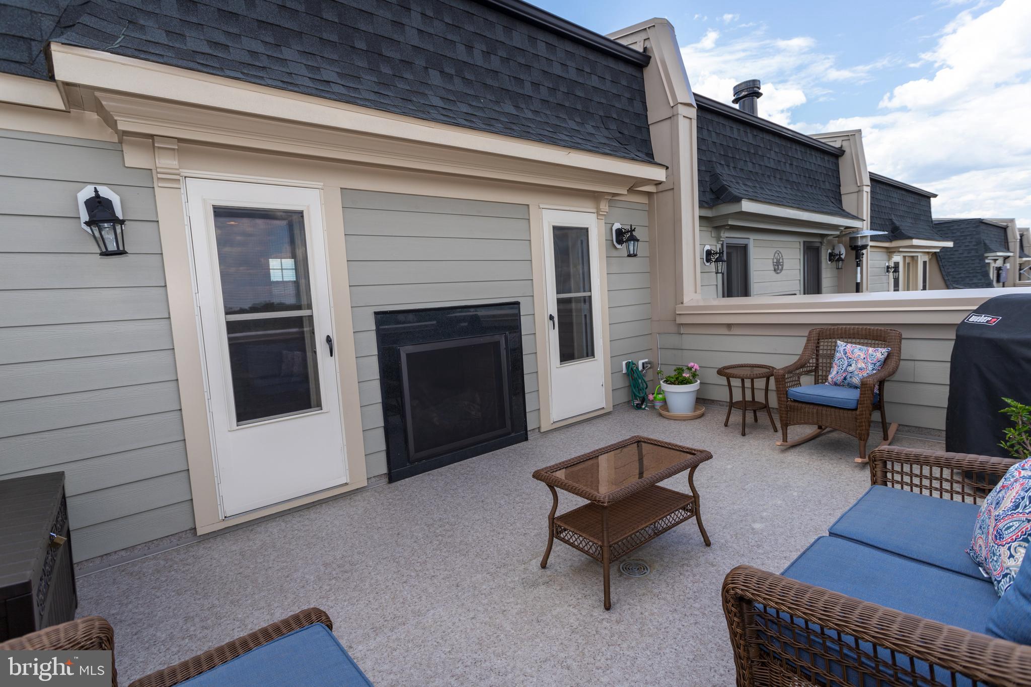 POTOMAC OVERLOOK AT NATIONAL HARBOR - Residential