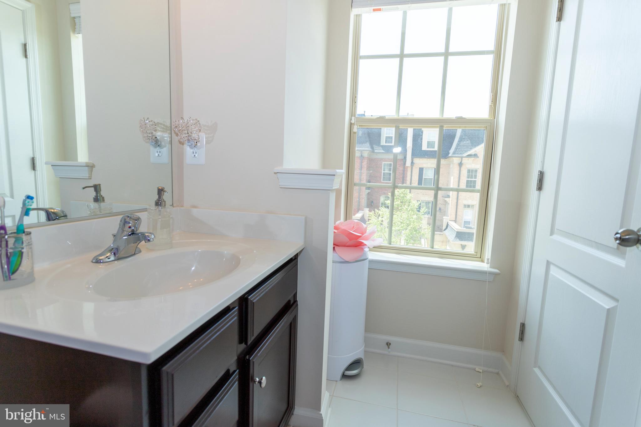 POTOMAC OVERLOOK AT NATIONAL HARBOR - Residential