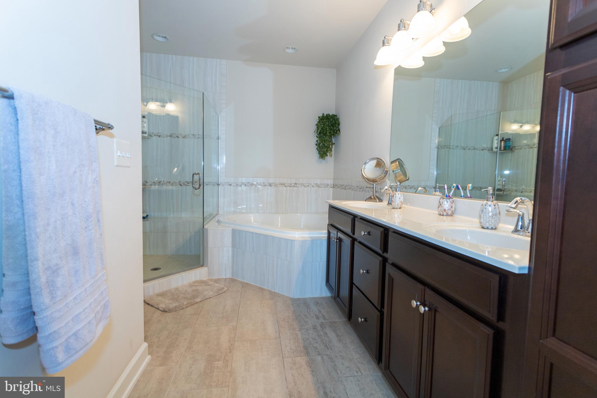 POTOMAC OVERLOOK AT NATIONAL HARBOR - Residential