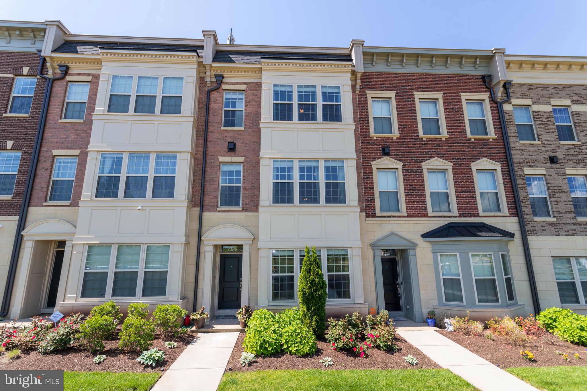 POTOMAC OVERLOOK AT NATIONAL HARBOR - Residential
