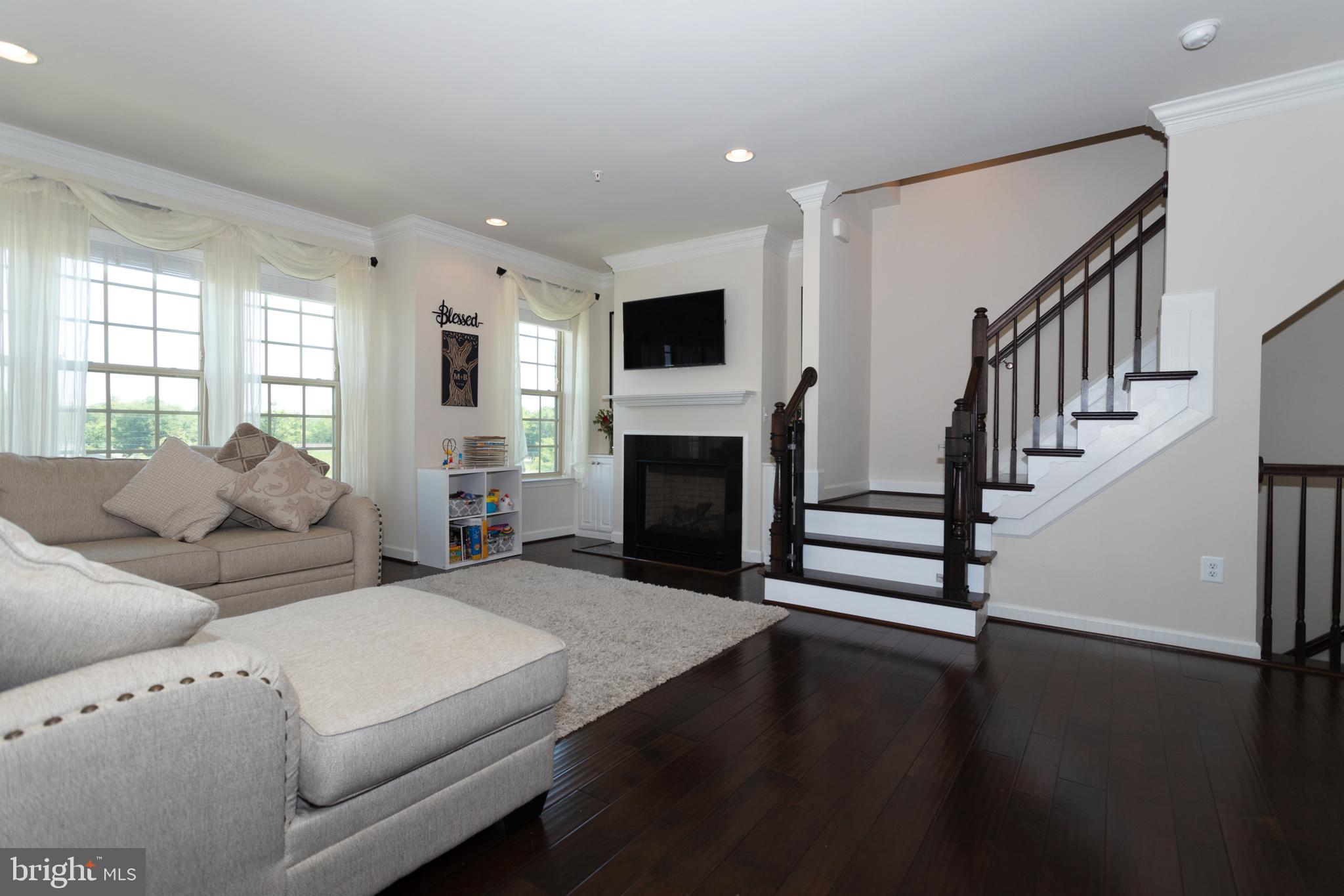 POTOMAC OVERLOOK AT NATIONAL HARBOR - Residential